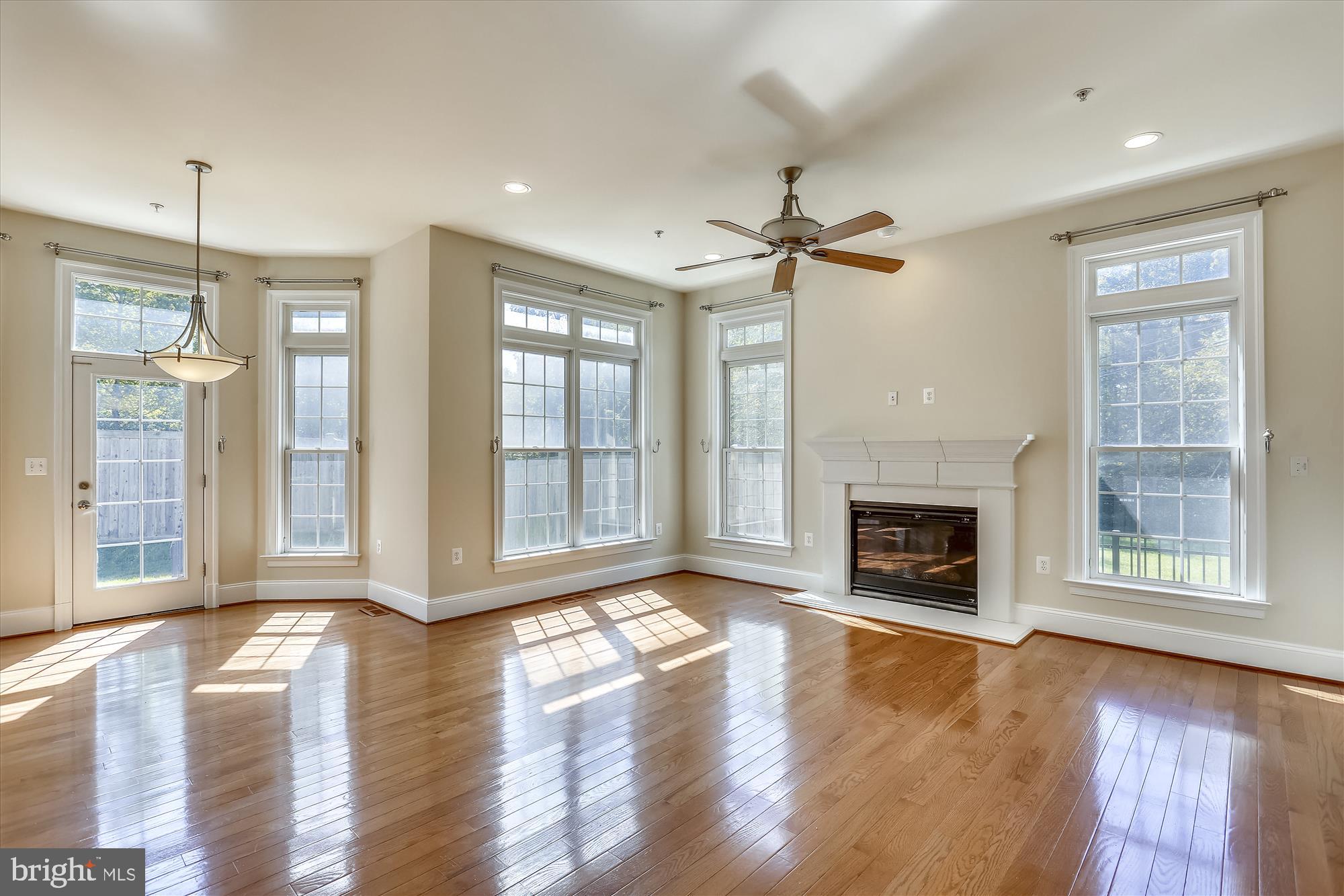 RIVER QUARRY - Residential Lease