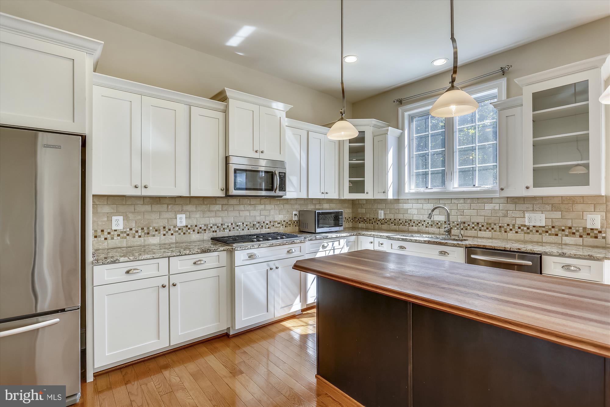 RIVER QUARRY - Residential Lease