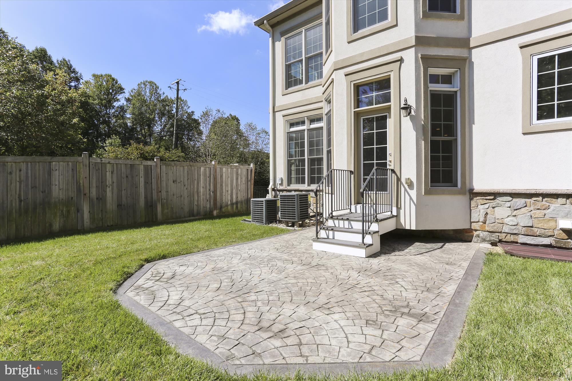 RIVER QUARRY - Residential Lease