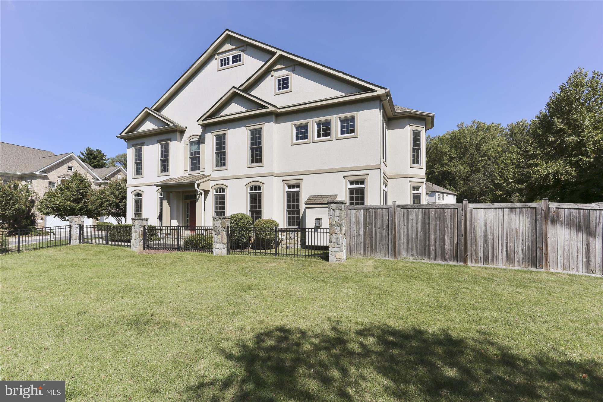 RIVER QUARRY - Residential Lease