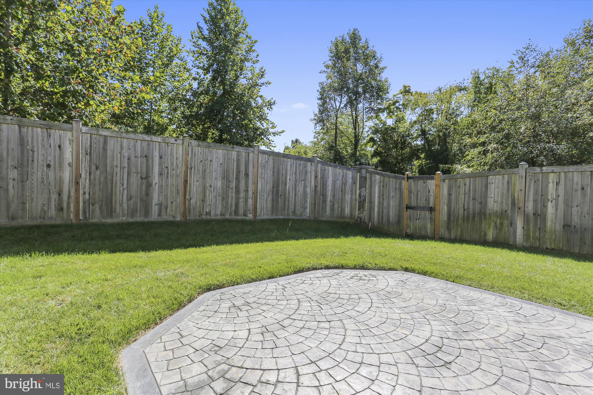 RIVER QUARRY - Residential Lease