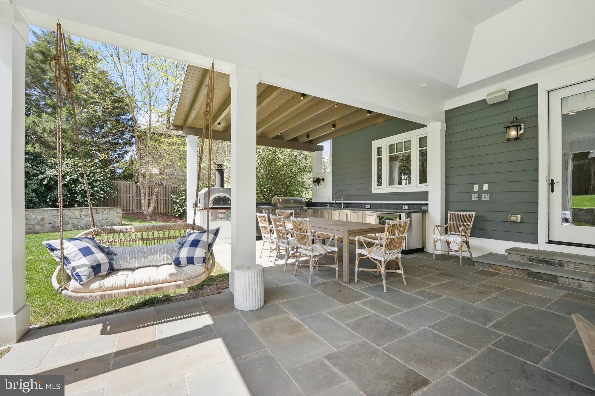 BRYN MAWR - Residential