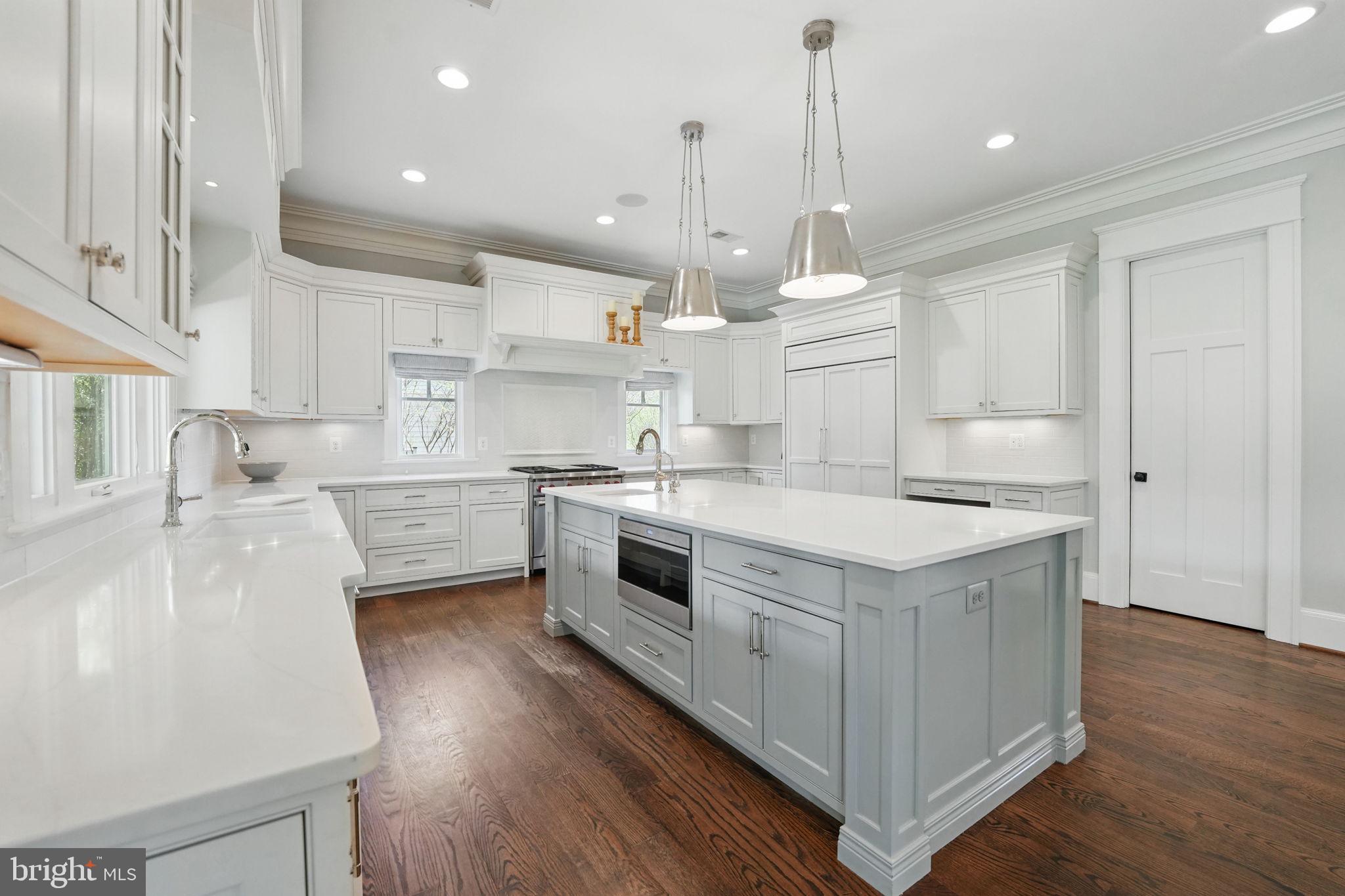 BRYN MAWR - Residential