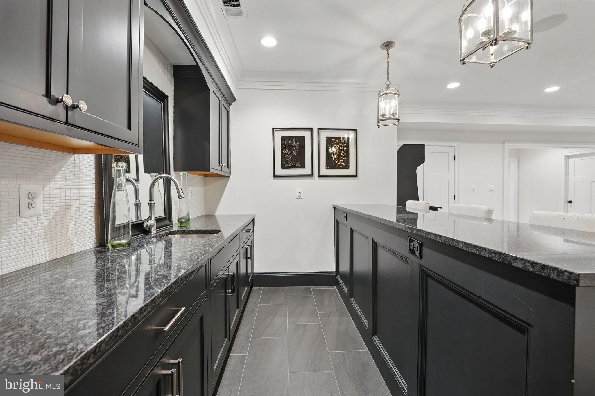 BRYN MAWR - Residential