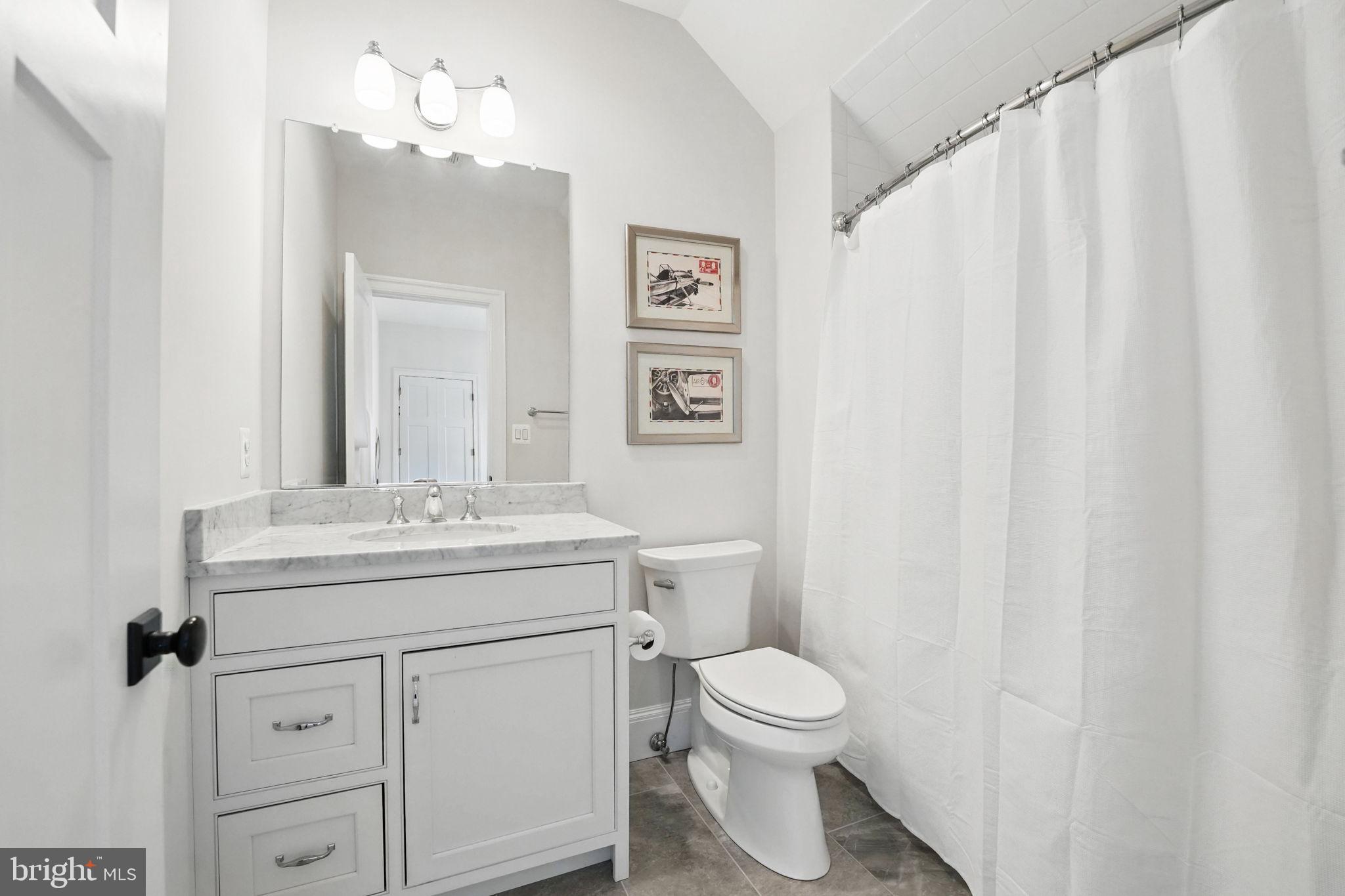 BRYN MAWR - Residential