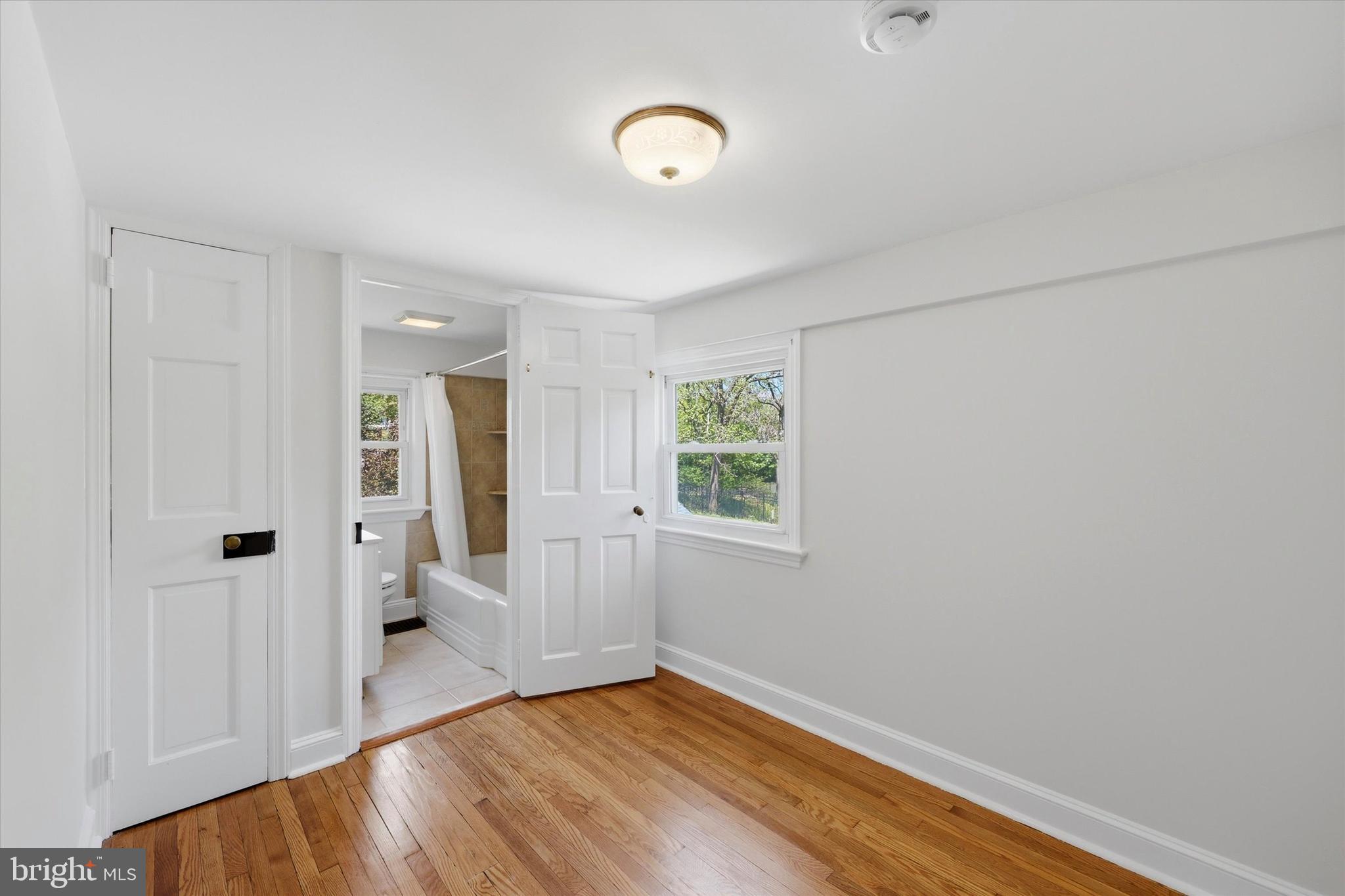 LANSDOWNE - Residential
