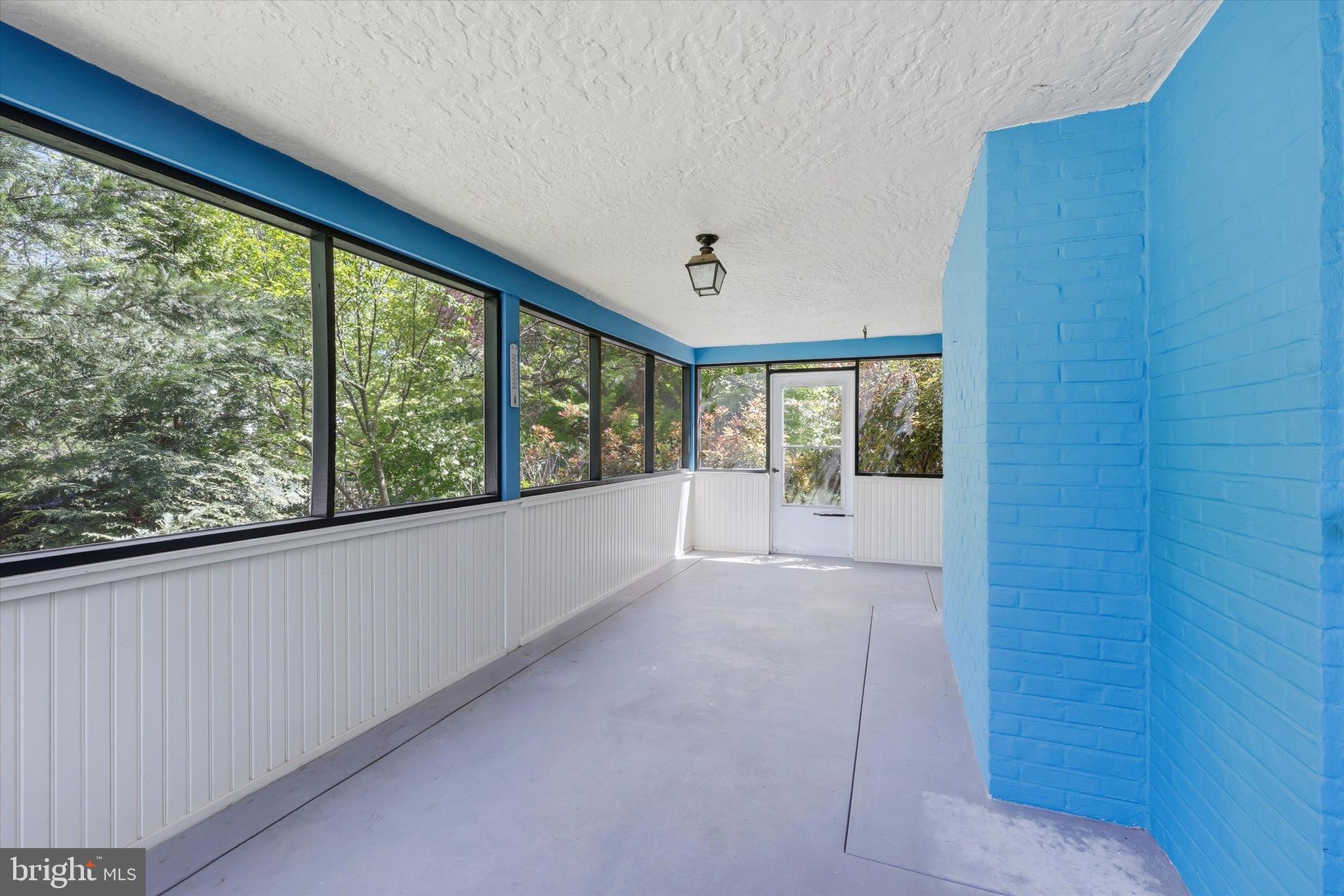 LANSDOWNE - Residential