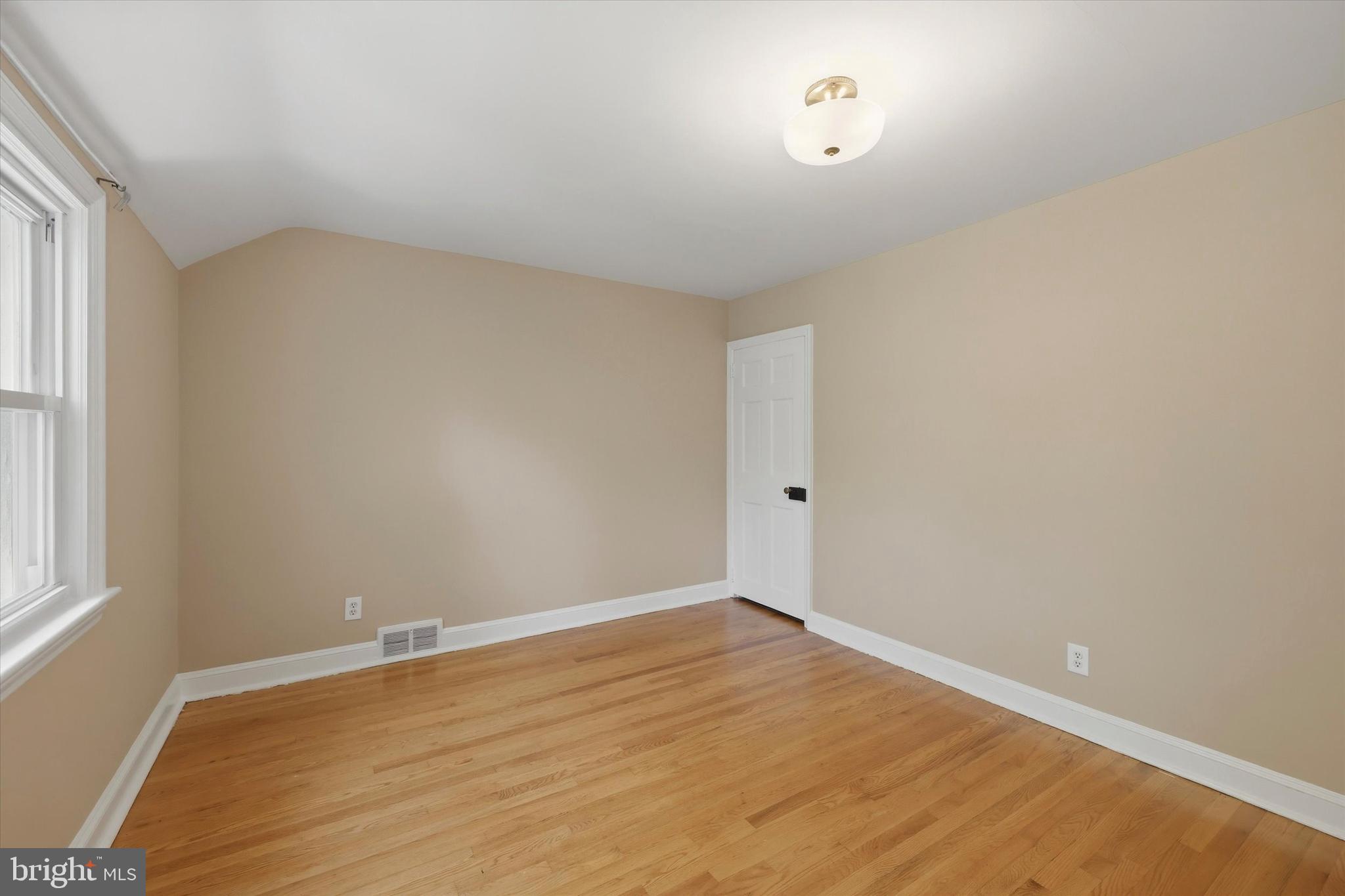 LANSDOWNE - Residential