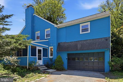 Photo of 143 Bryn Mawr Avenue, LANSDOWNE, PA 19050 (MLS # PADE2113824)