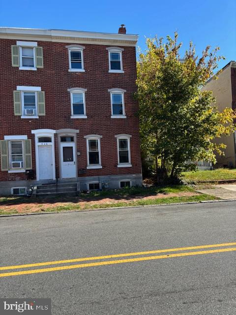 NORRISTOWN - Residential