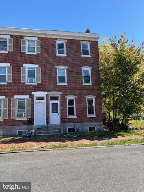 NORRISTOWN - Residential
