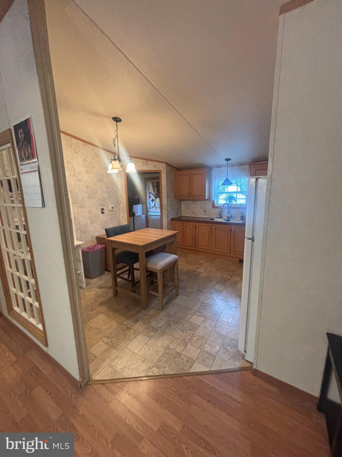 3584 MOBILE ROAD