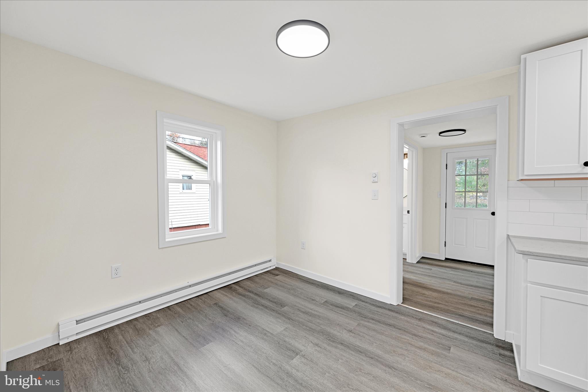 DEER LAKE - Residential