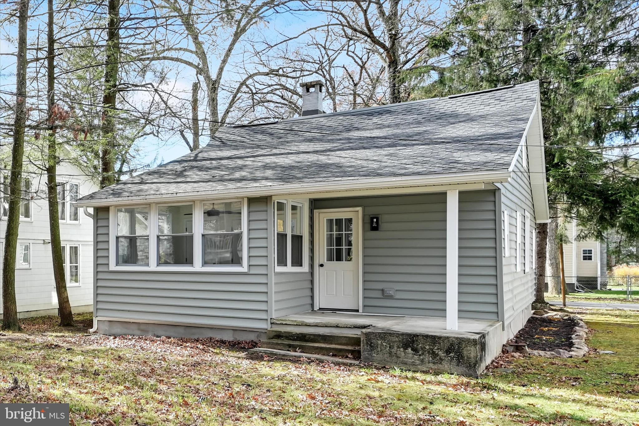 DEER LAKE - Residential