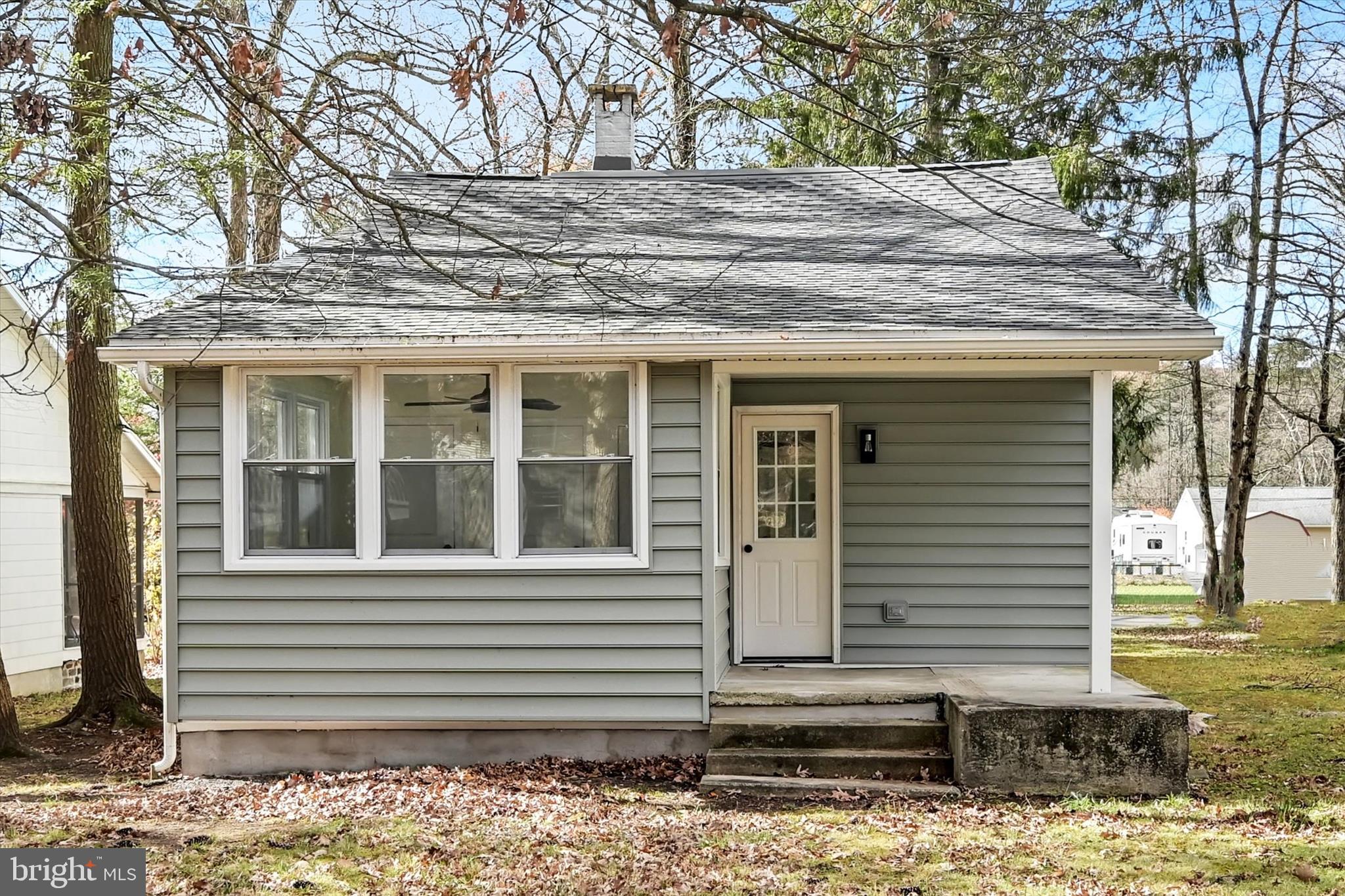 DEER LAKE - Residential