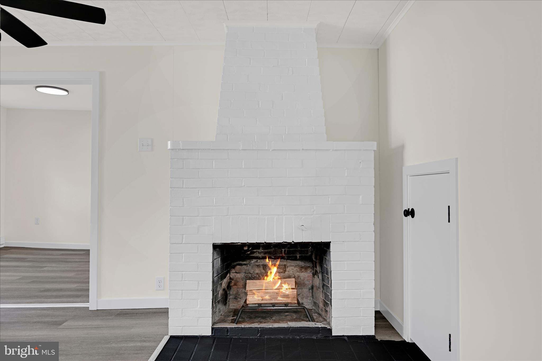 DEER LAKE - Residential