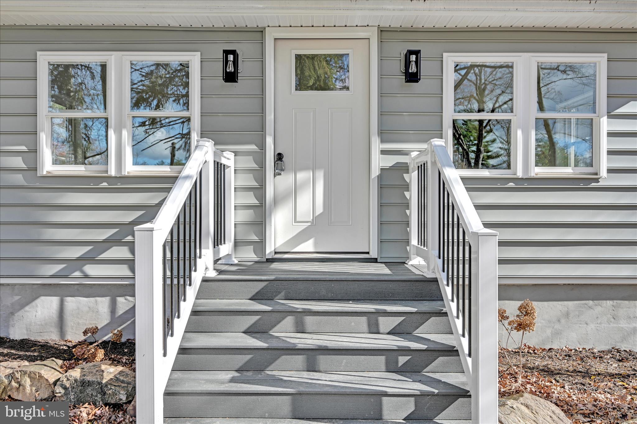 DEER LAKE - Residential