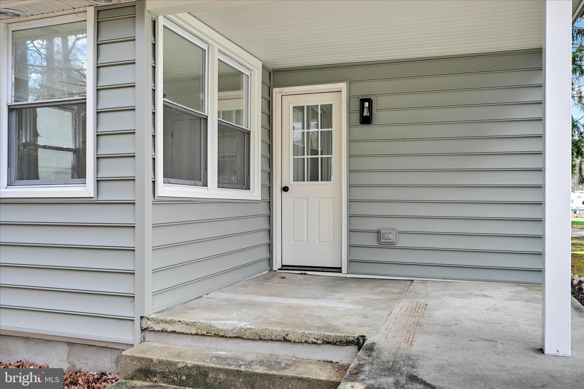 DEER LAKE - Residential