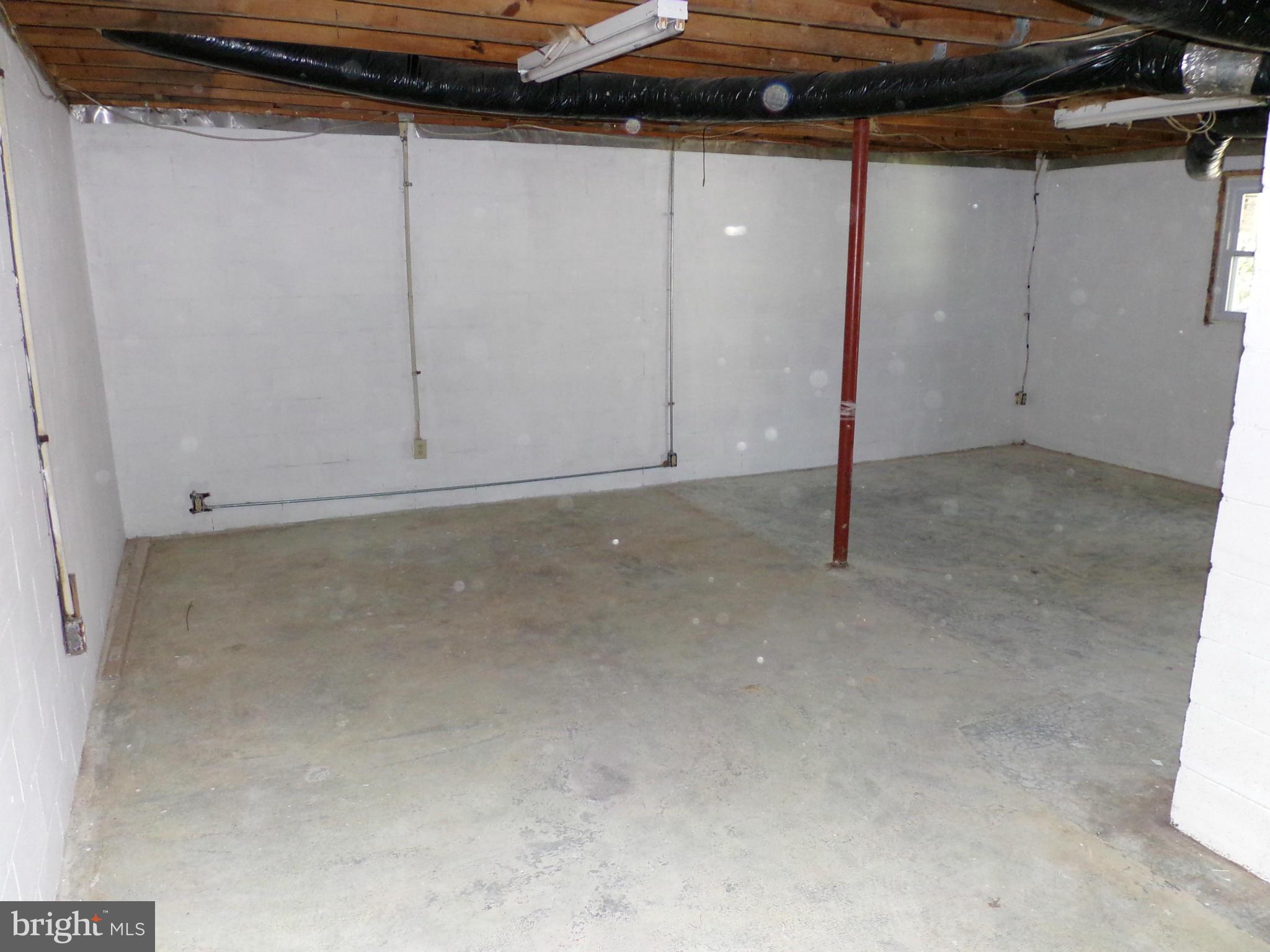 BROOK VILLAGE - Residential