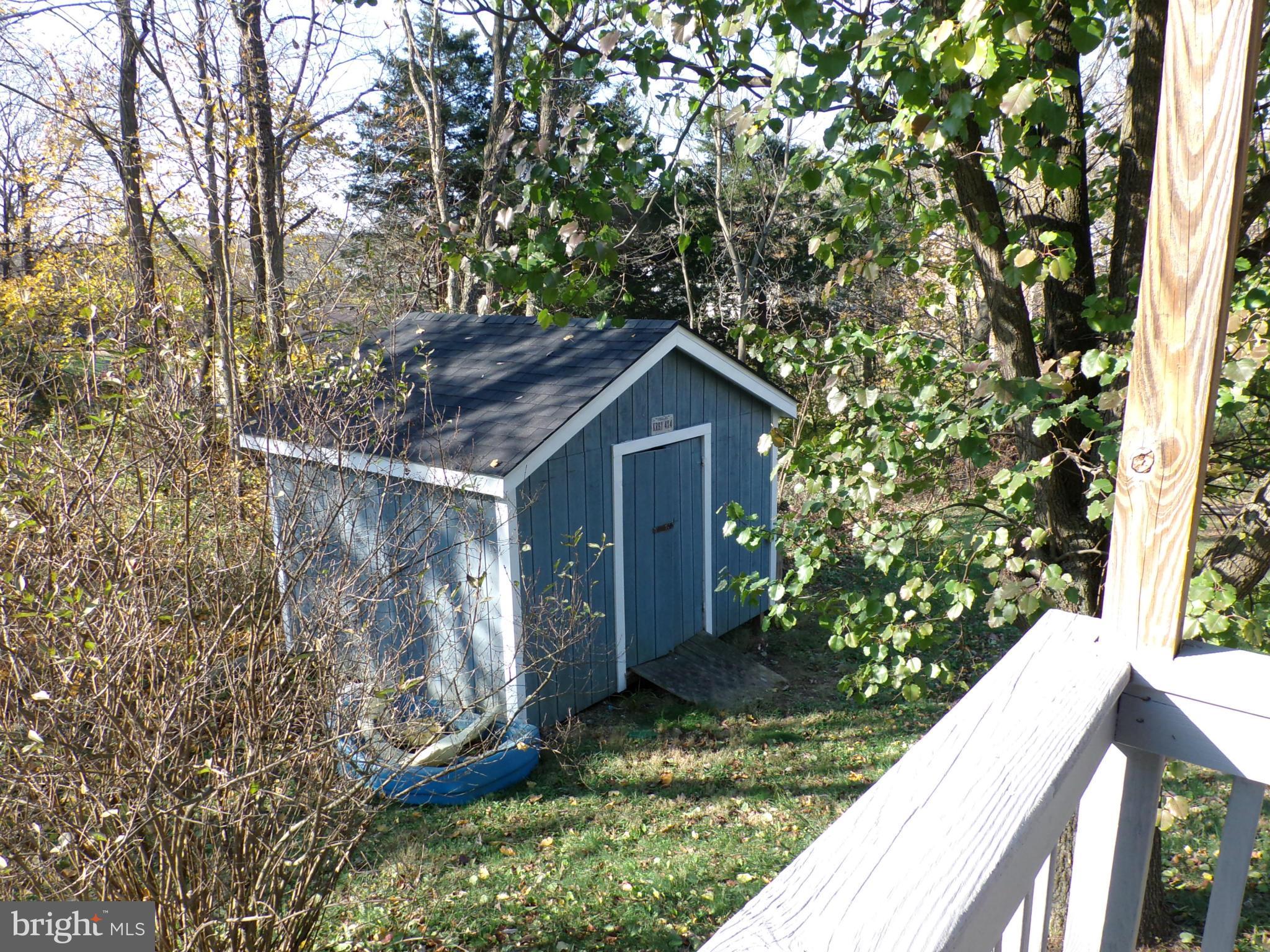 BROOK VILLAGE - Residential