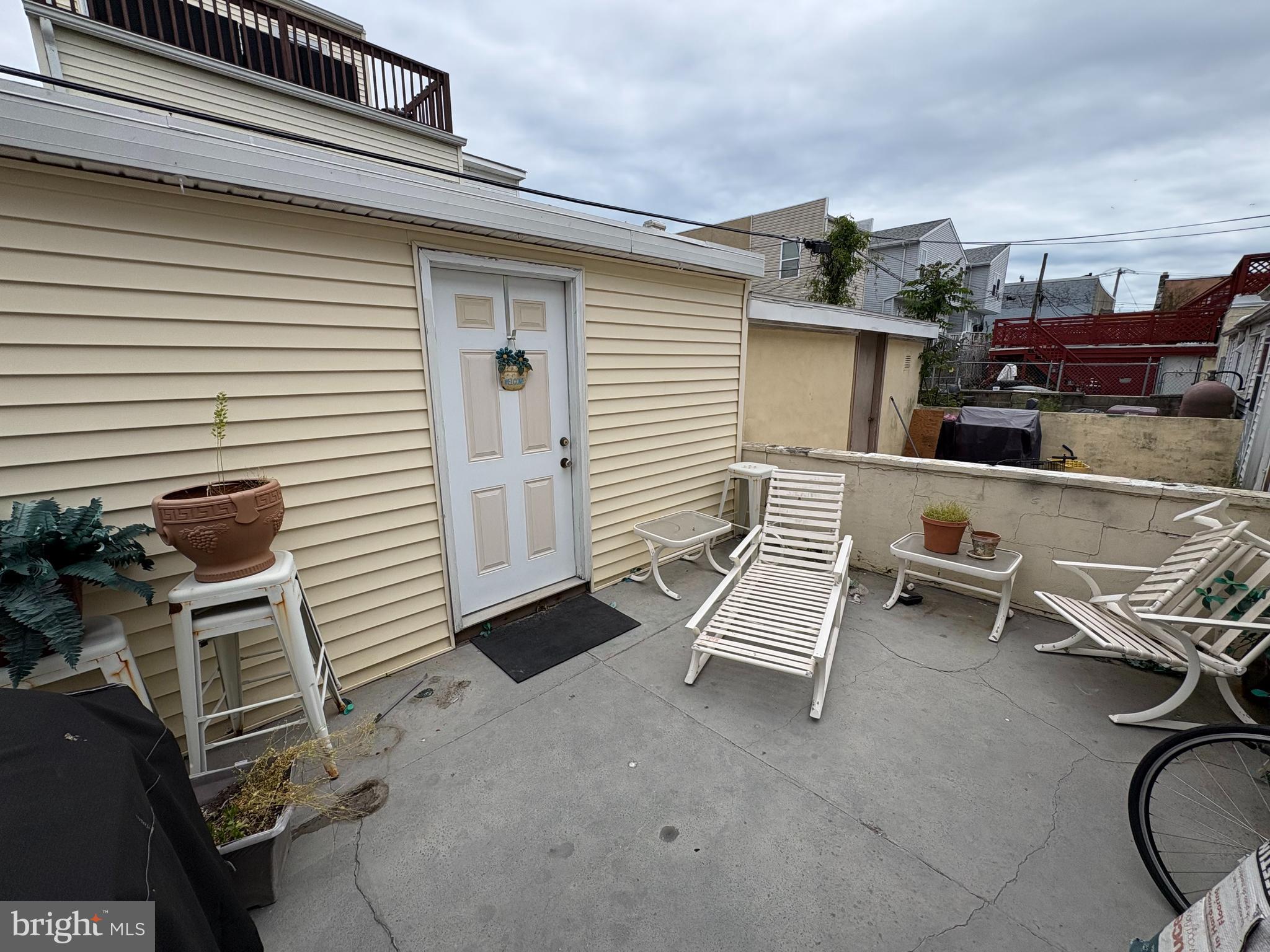 219 ARIZONA AVENUE
