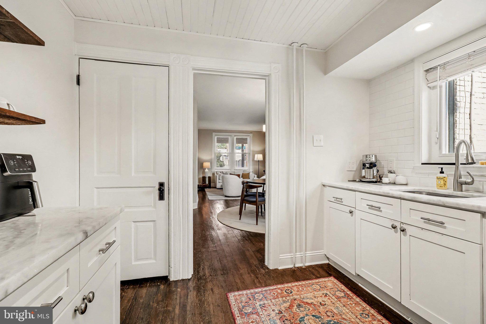 WEST END OF CITY - Residential