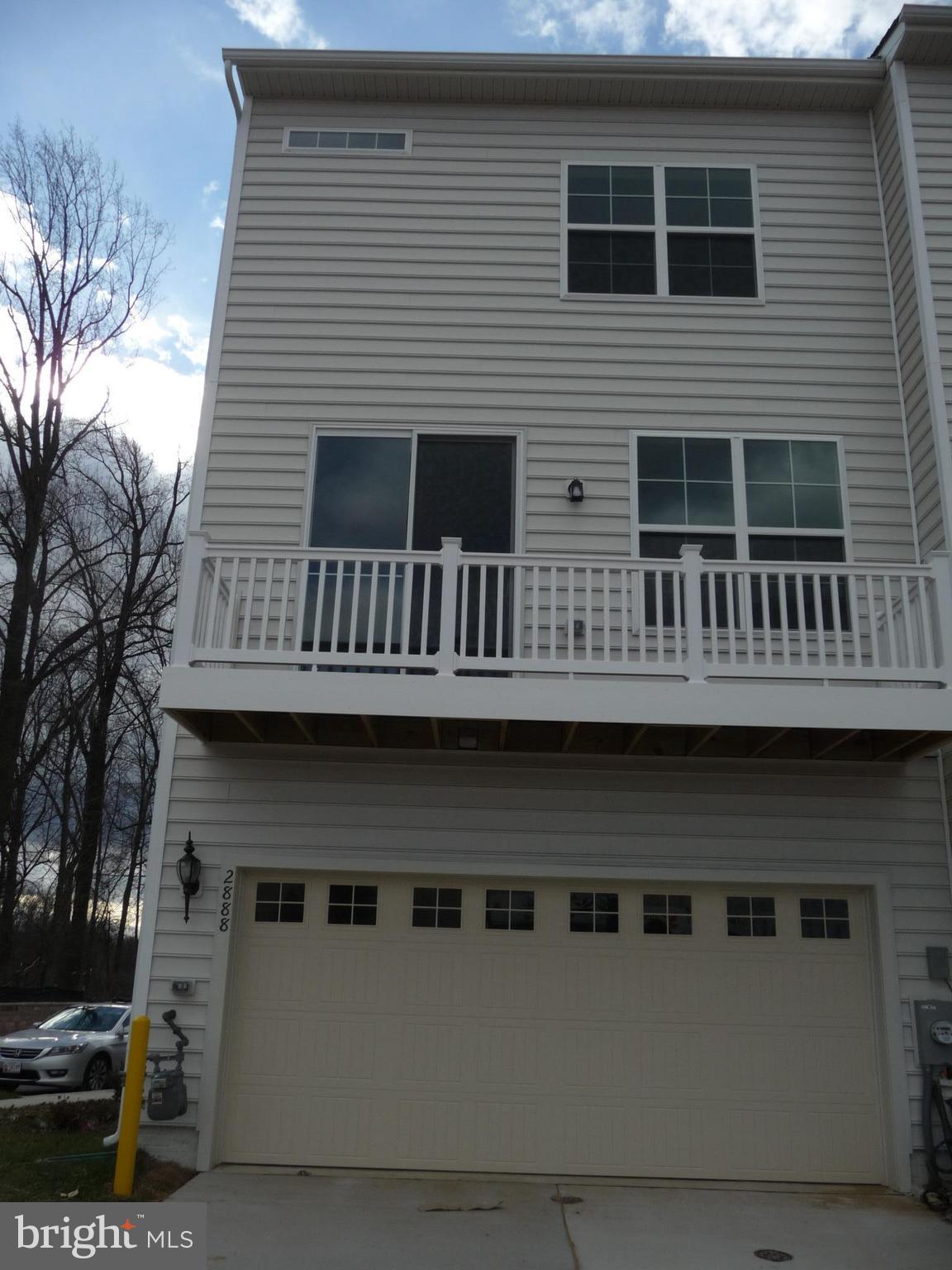 KENSINGTON HEIGHTS - Residential Lease