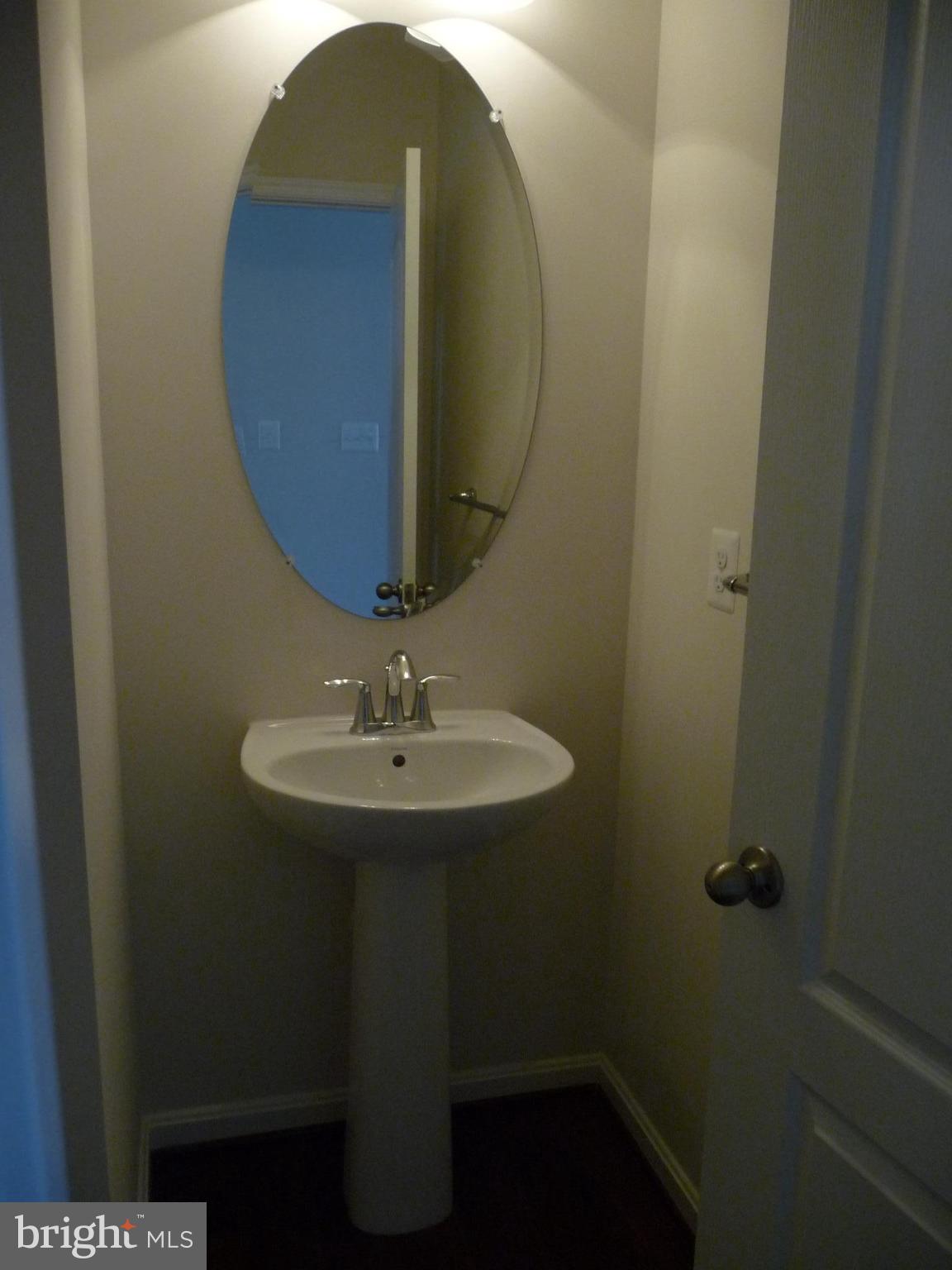 KENSINGTON HEIGHTS - Residential Lease