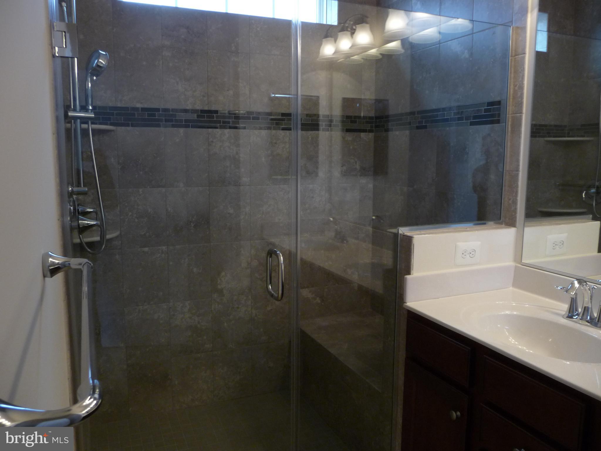 KENSINGTON HEIGHTS - Residential Lease