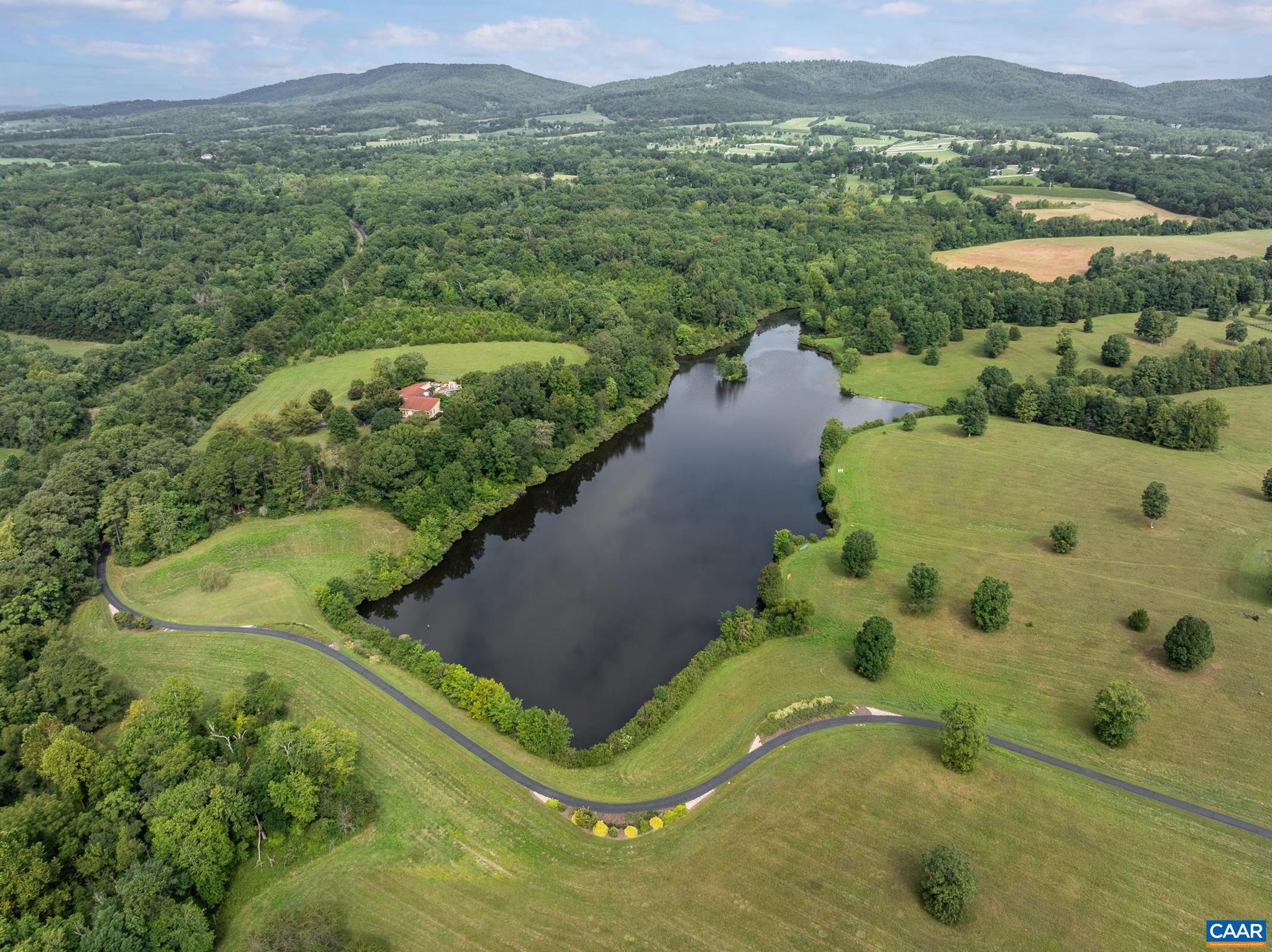 VIRGINIA FARMS - Residential