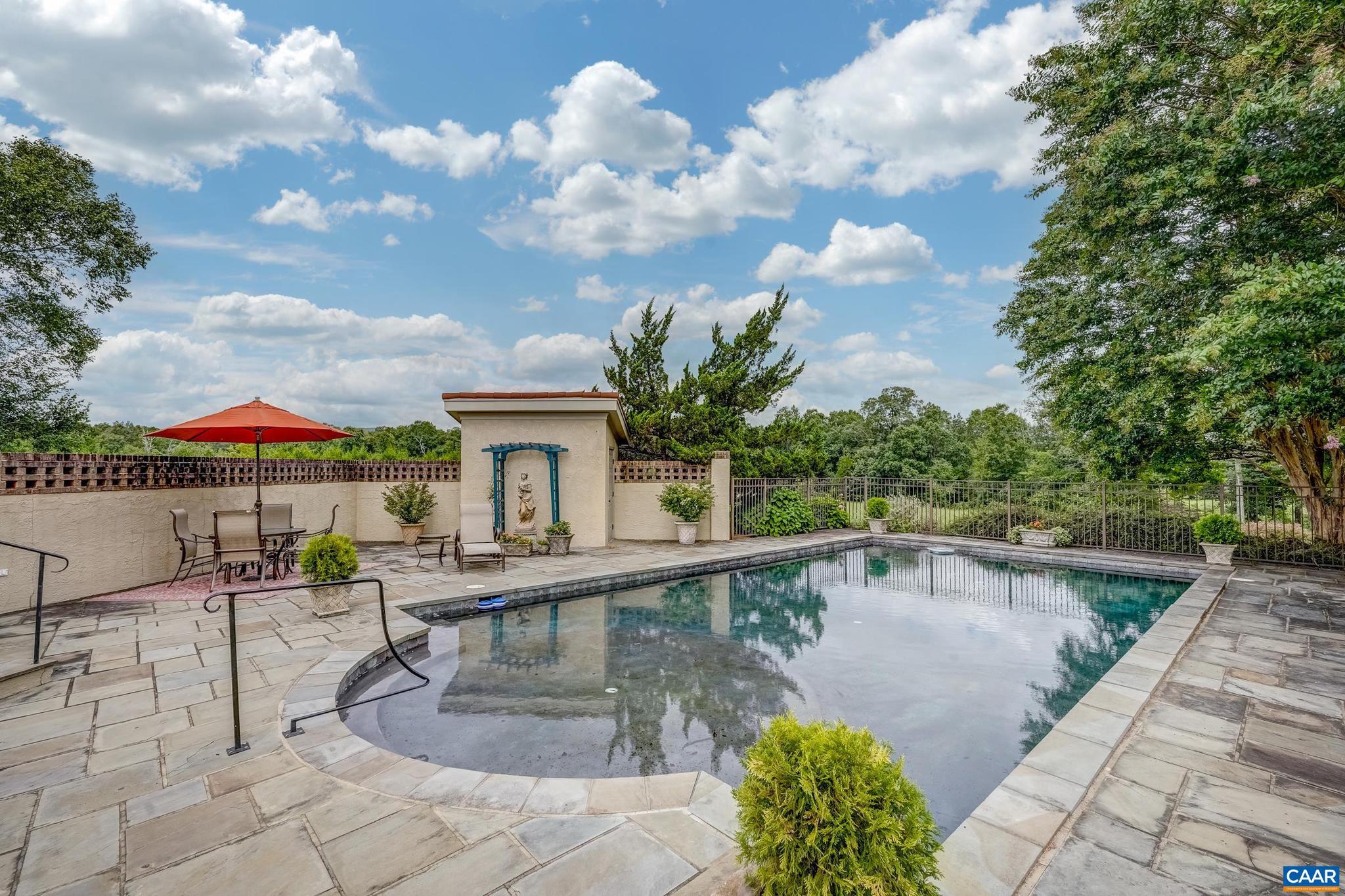 VIRGINIA FARMS - Residential