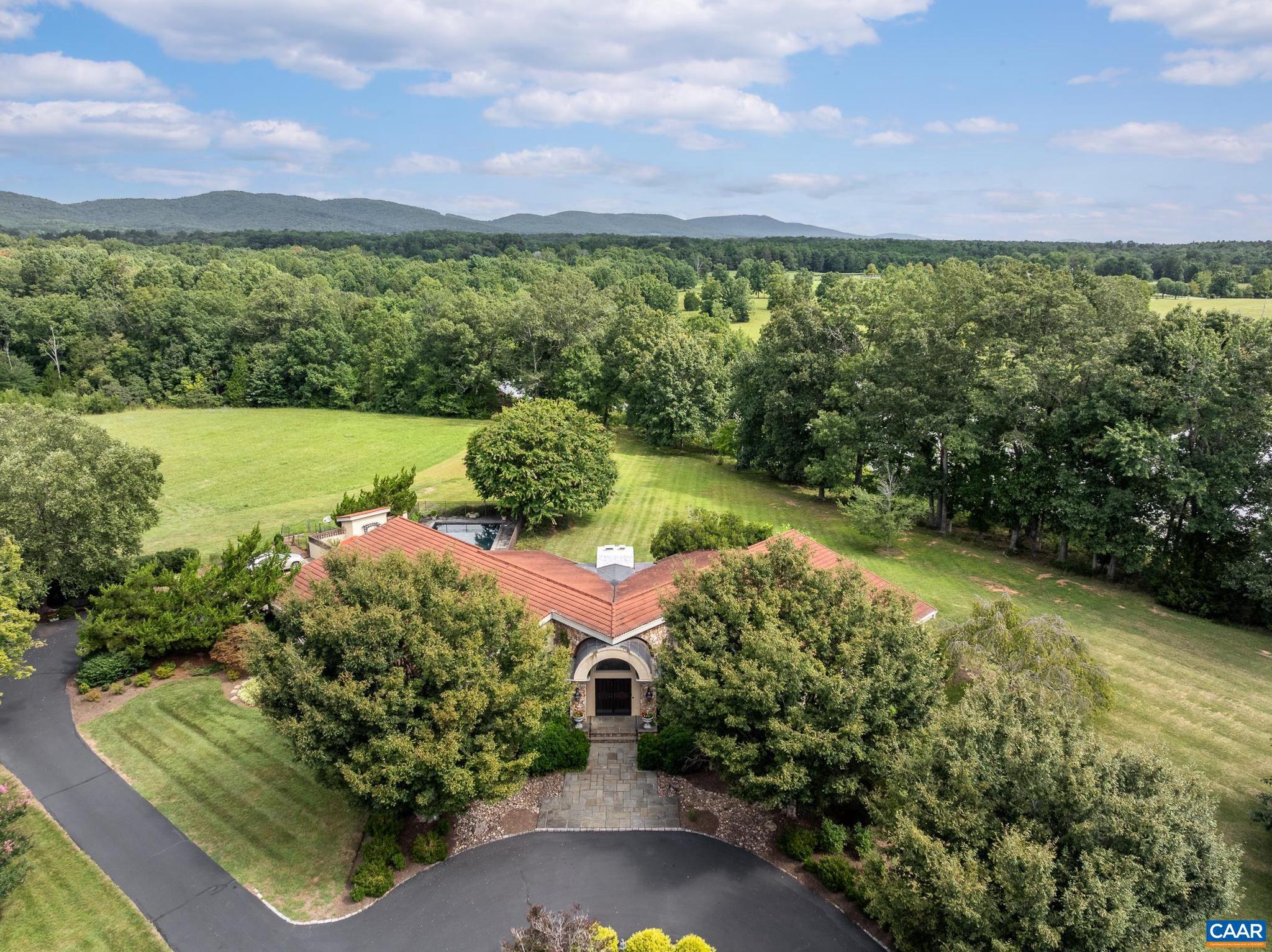 VIRGINIA FARMS - Residential