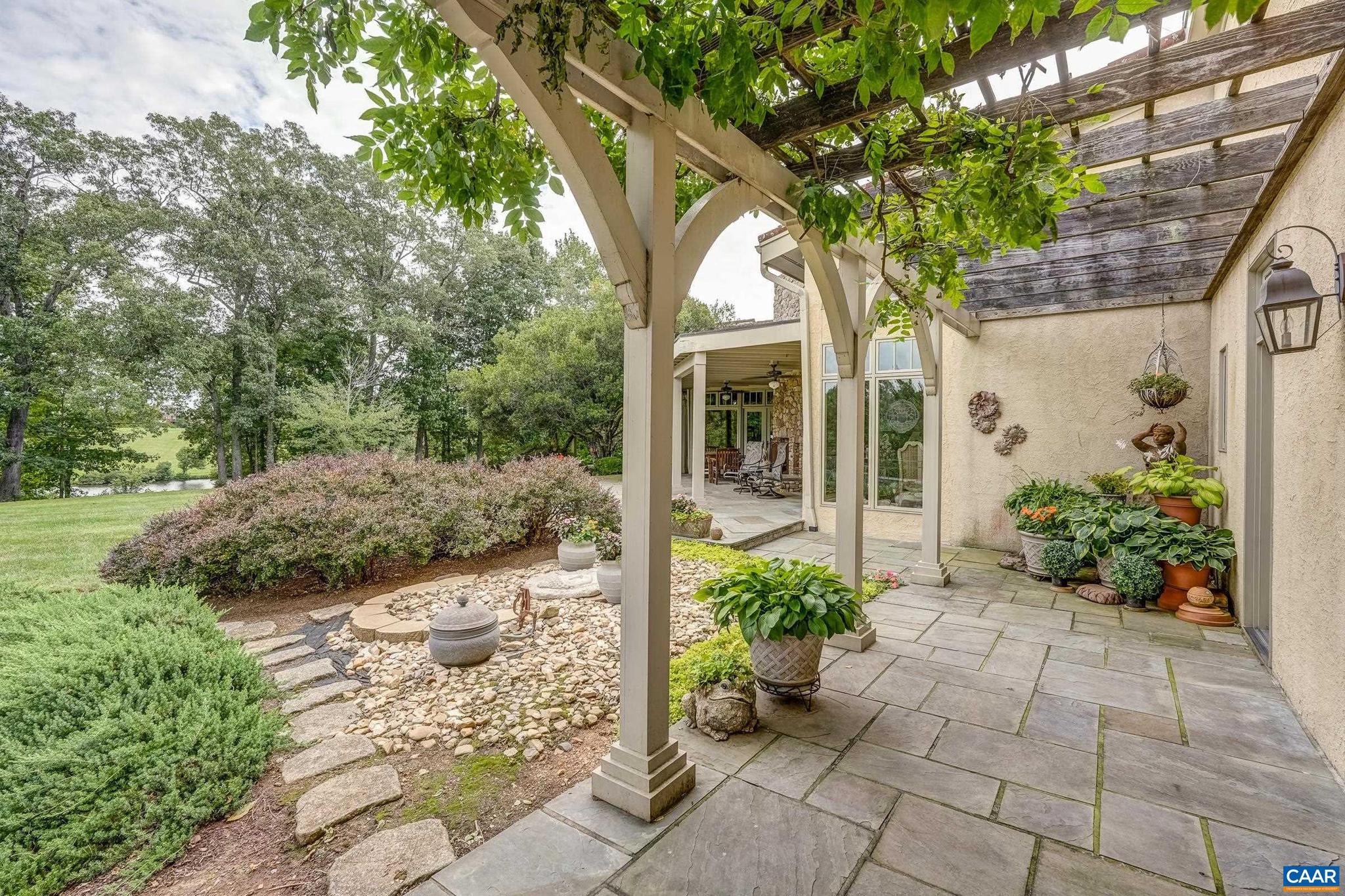 VIRGINIA FARMS - Residential