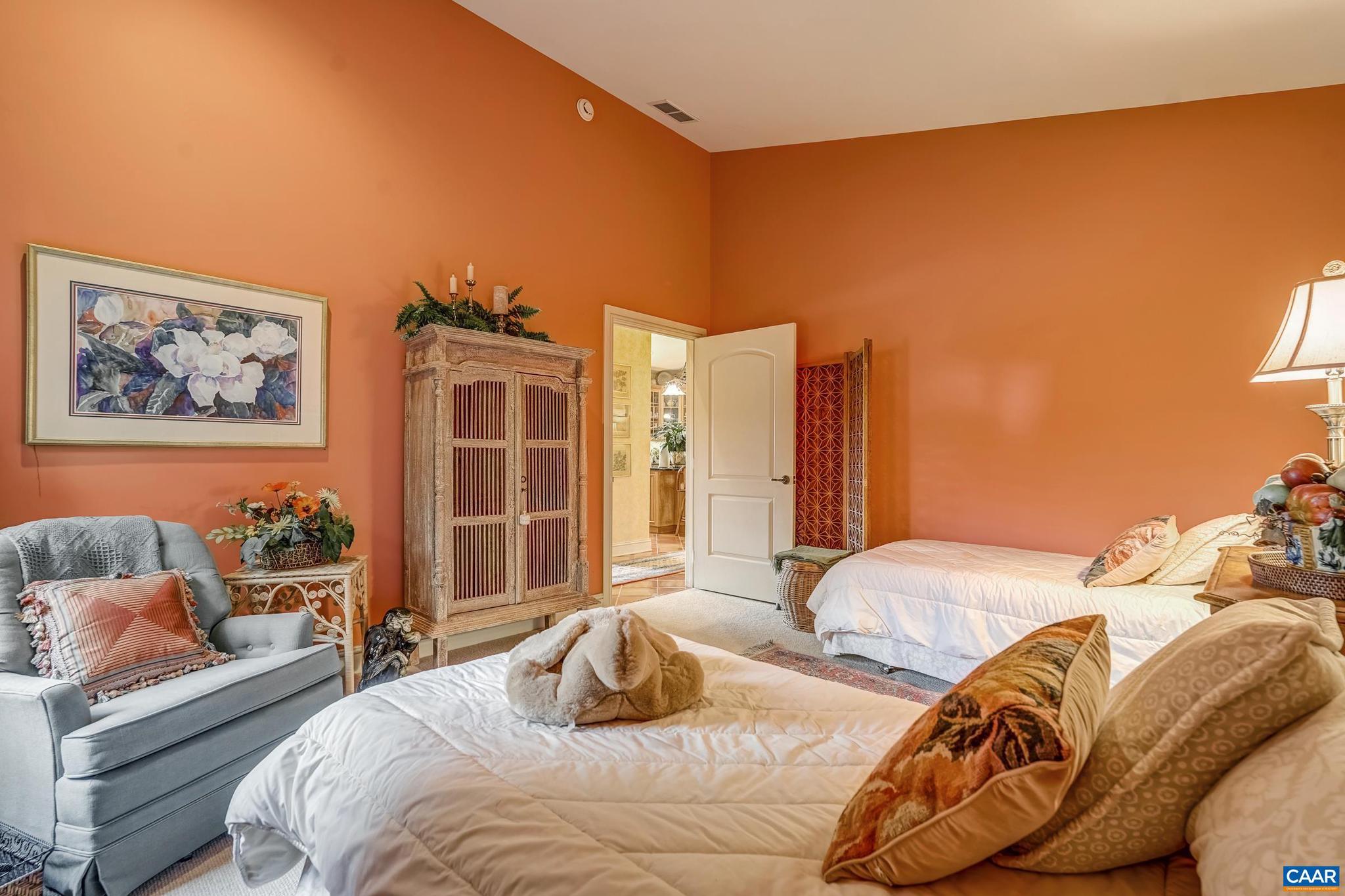 VIRGINIA FARMS - Residential