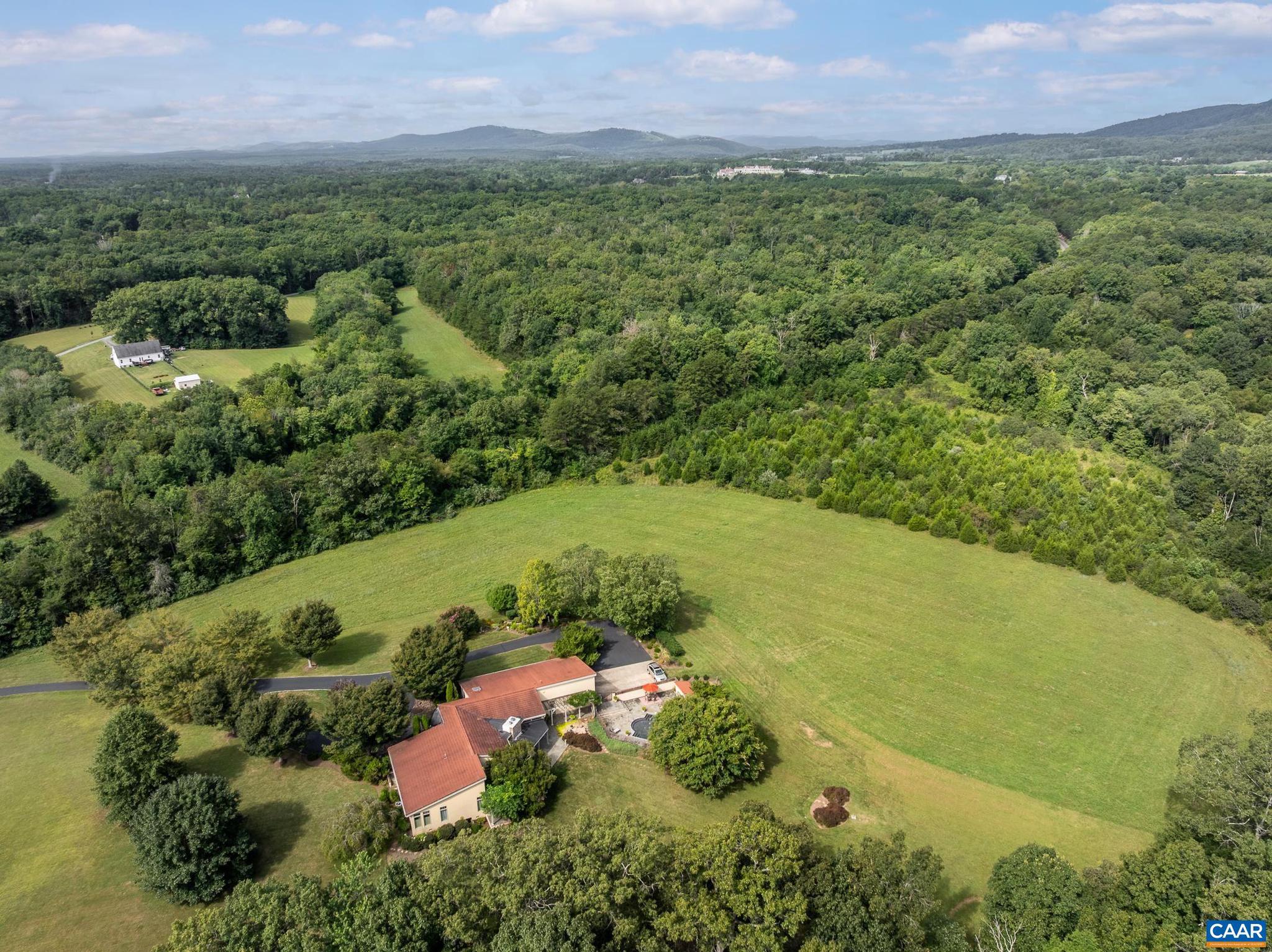 VIRGINIA FARMS - Residential