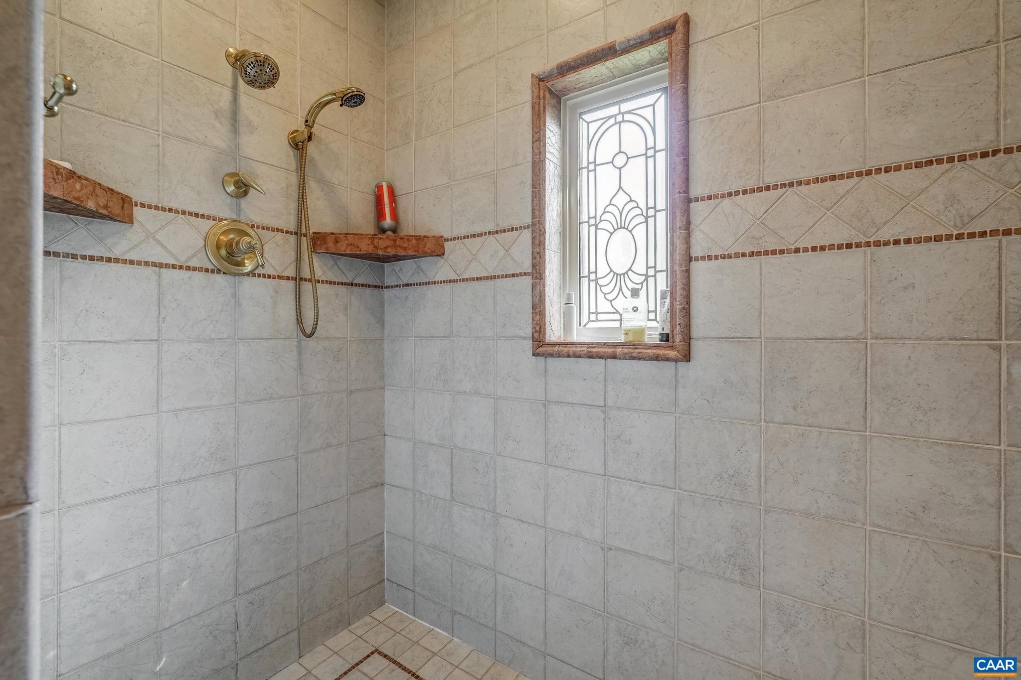 VIRGINIA FARMS - Residential