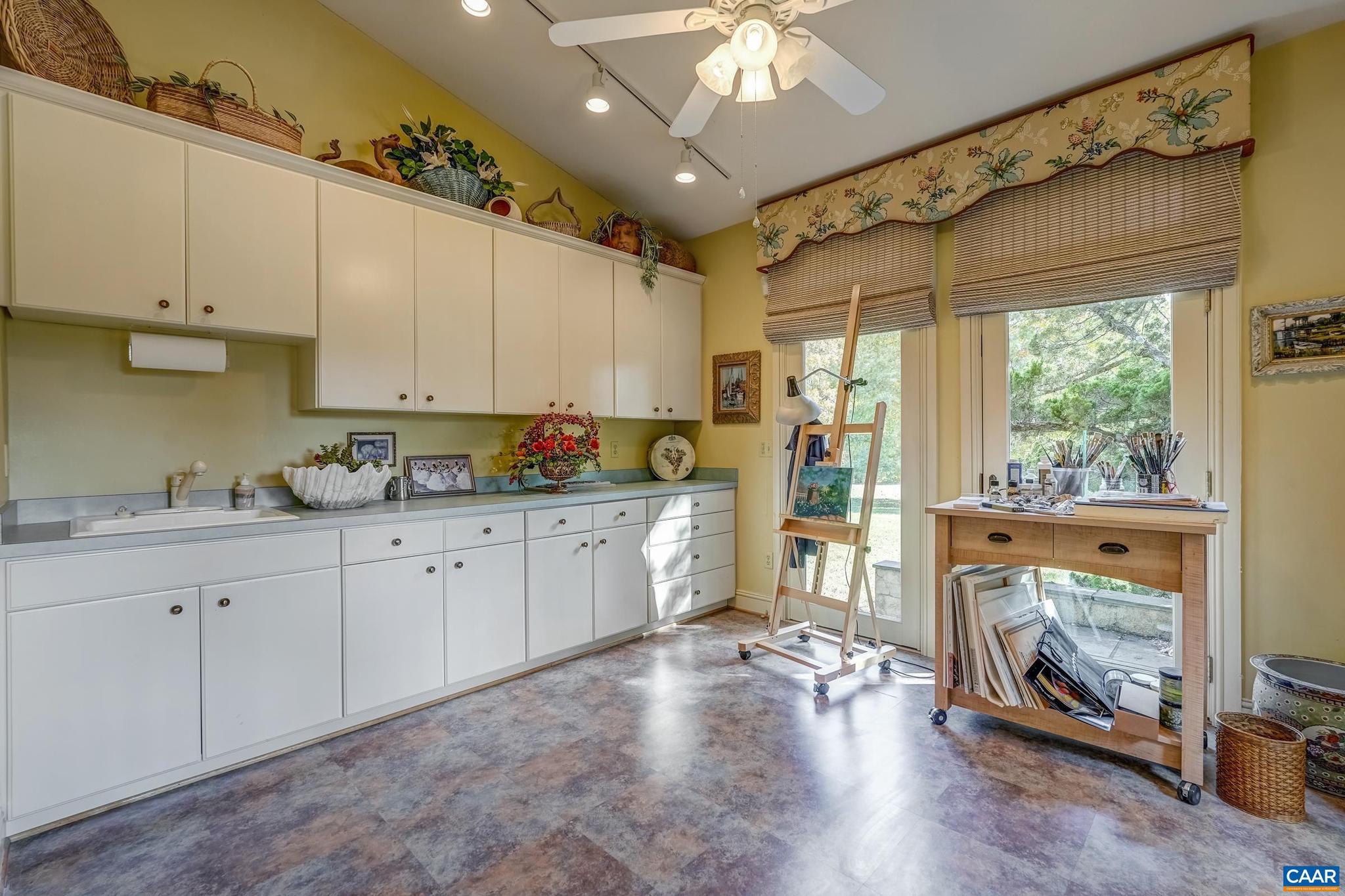 VIRGINIA FARMS - Residential