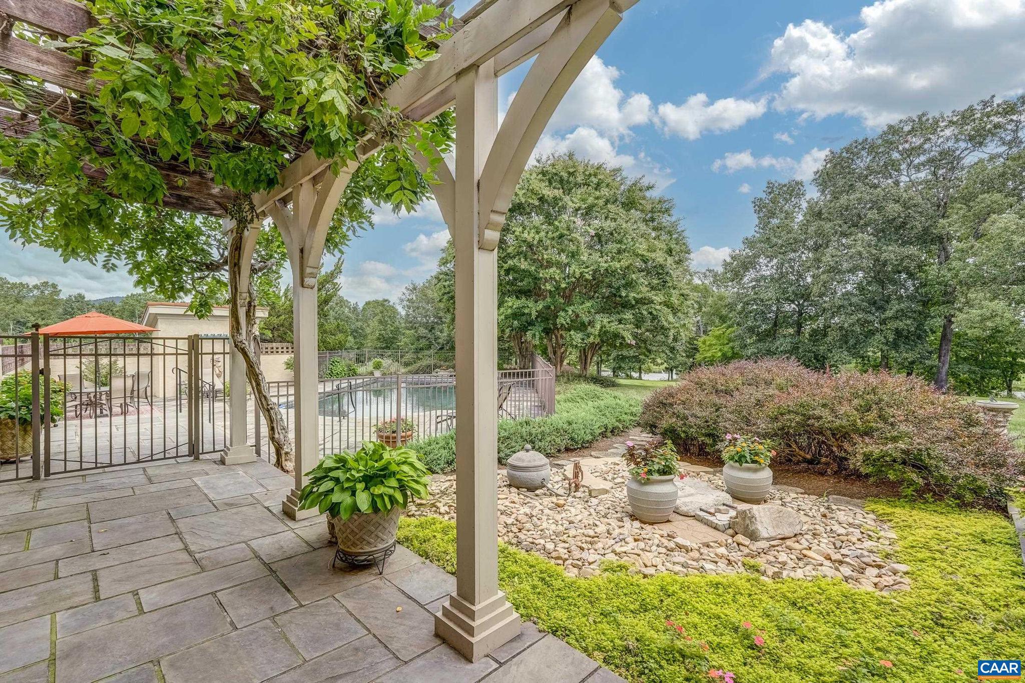 VIRGINIA FARMS - Residential