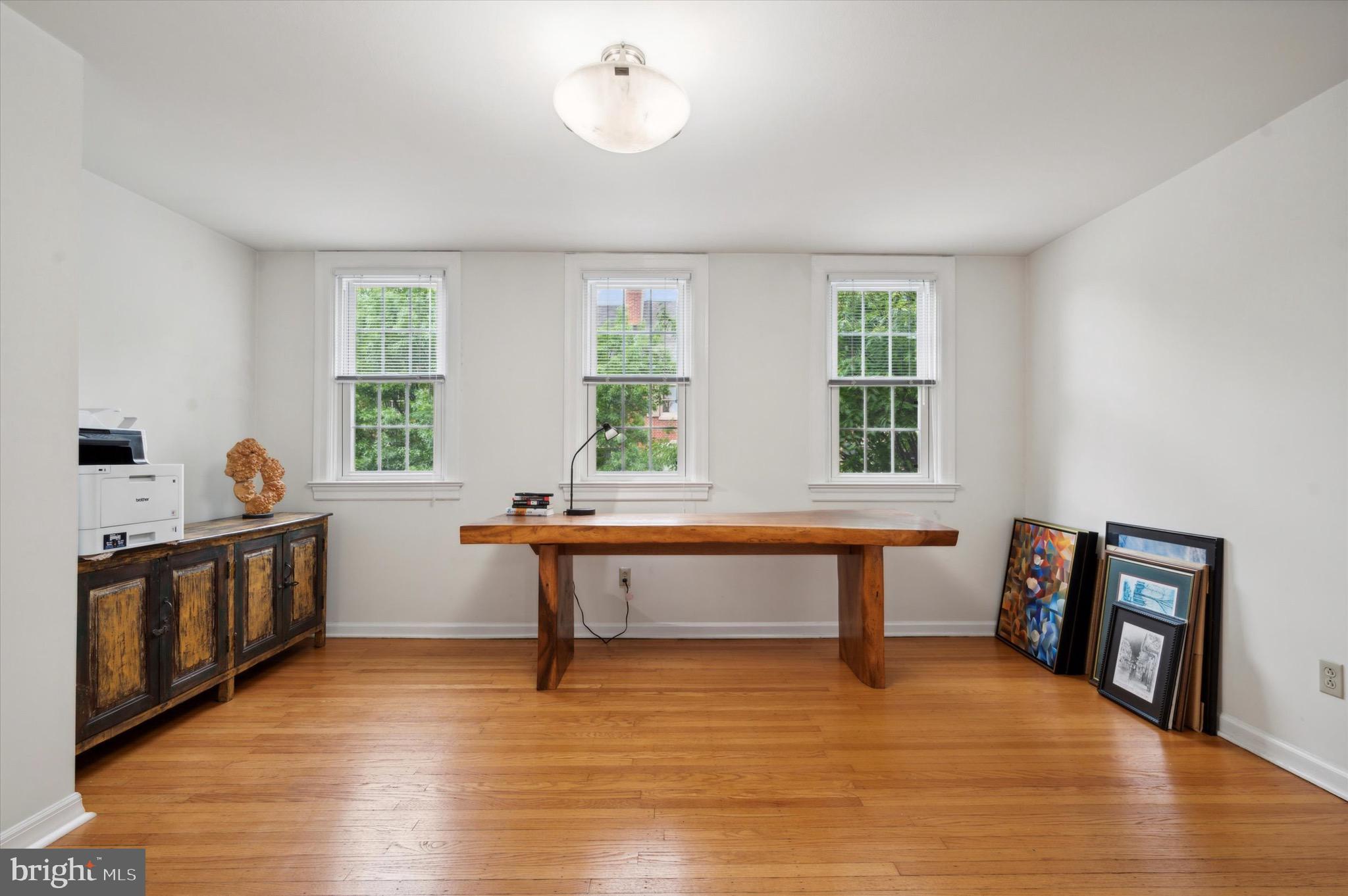 SOCIETY HILL - Residential