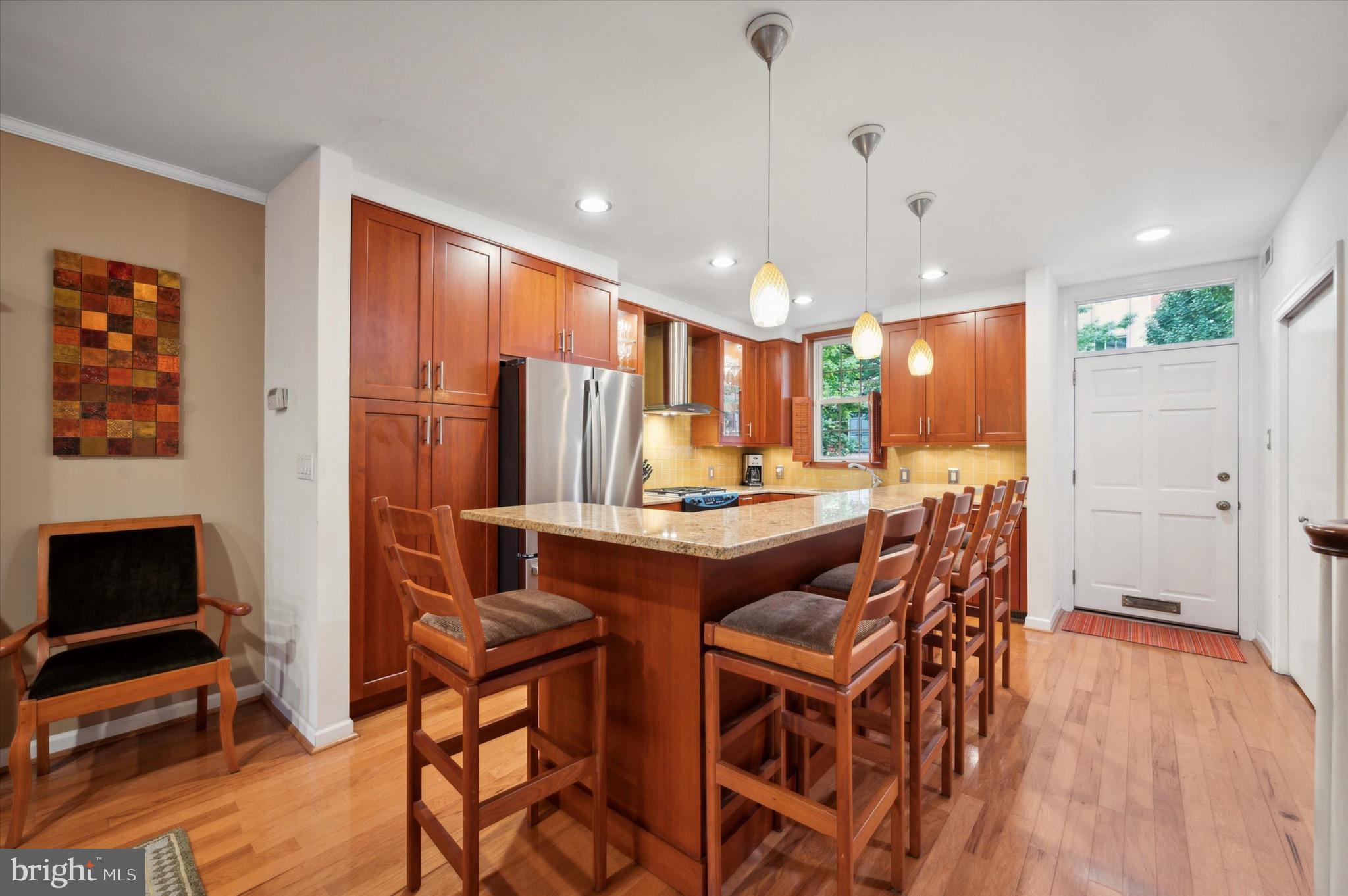 SOCIETY HILL - Residential