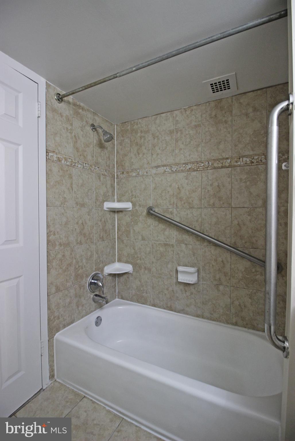 HUNTINGTON CLUB - Residential