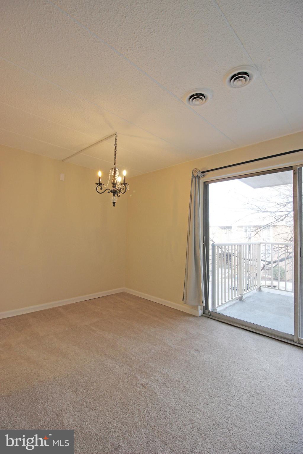 HUNTINGTON CLUB - Residential