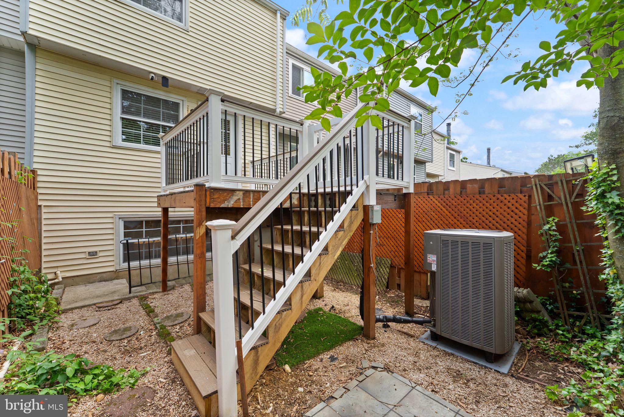 LITTLE ROCKY RUN - Residential