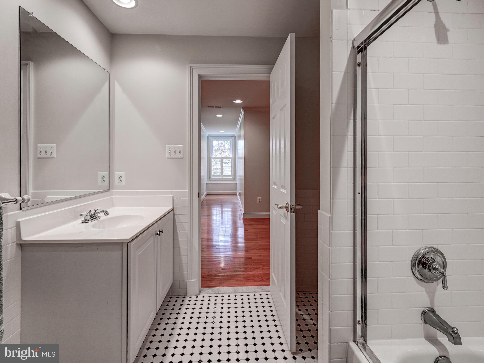 WORTHINGTON VALLEY - Residential