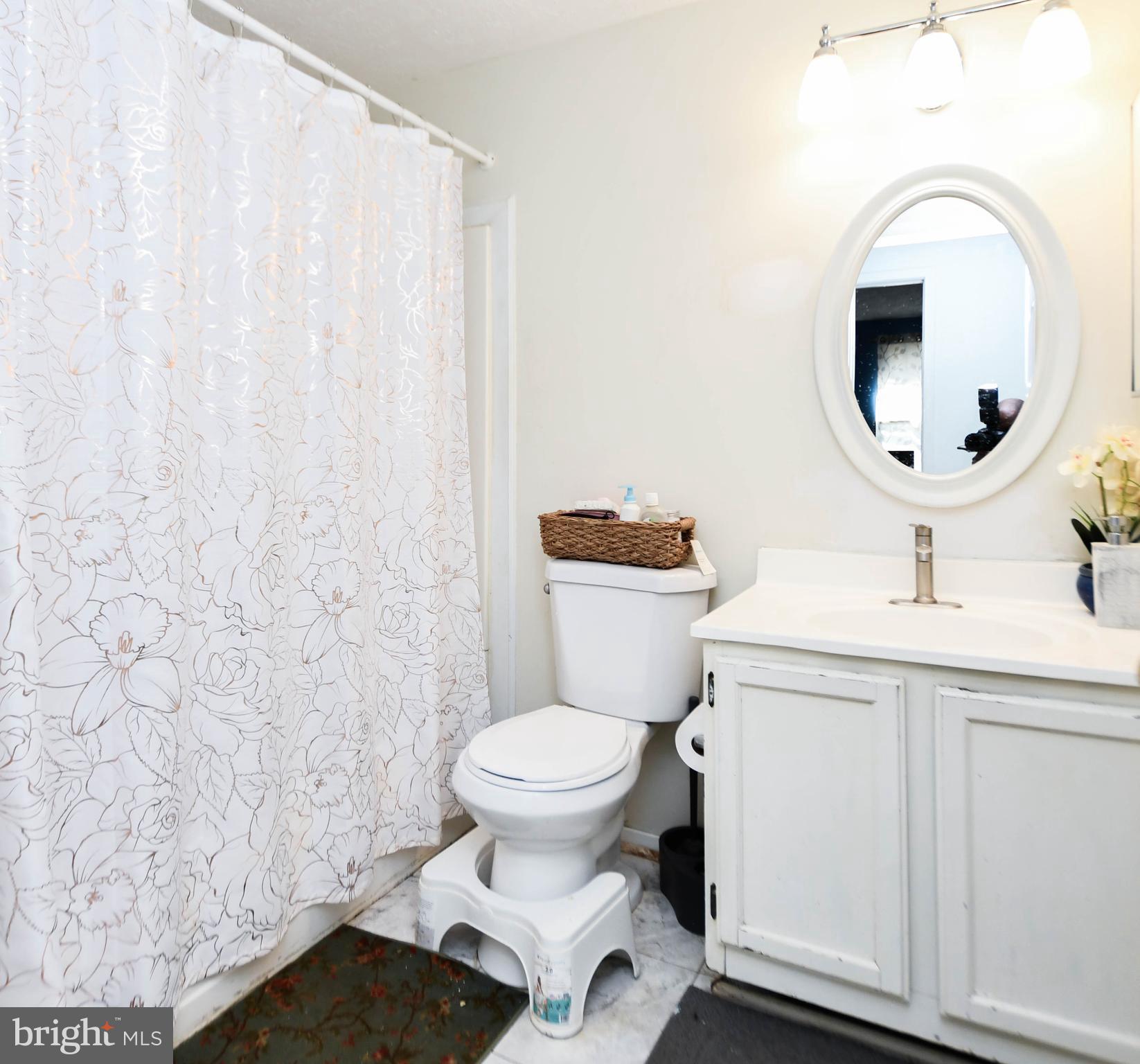 ST CHARLES BANNISTER - Residential Lease