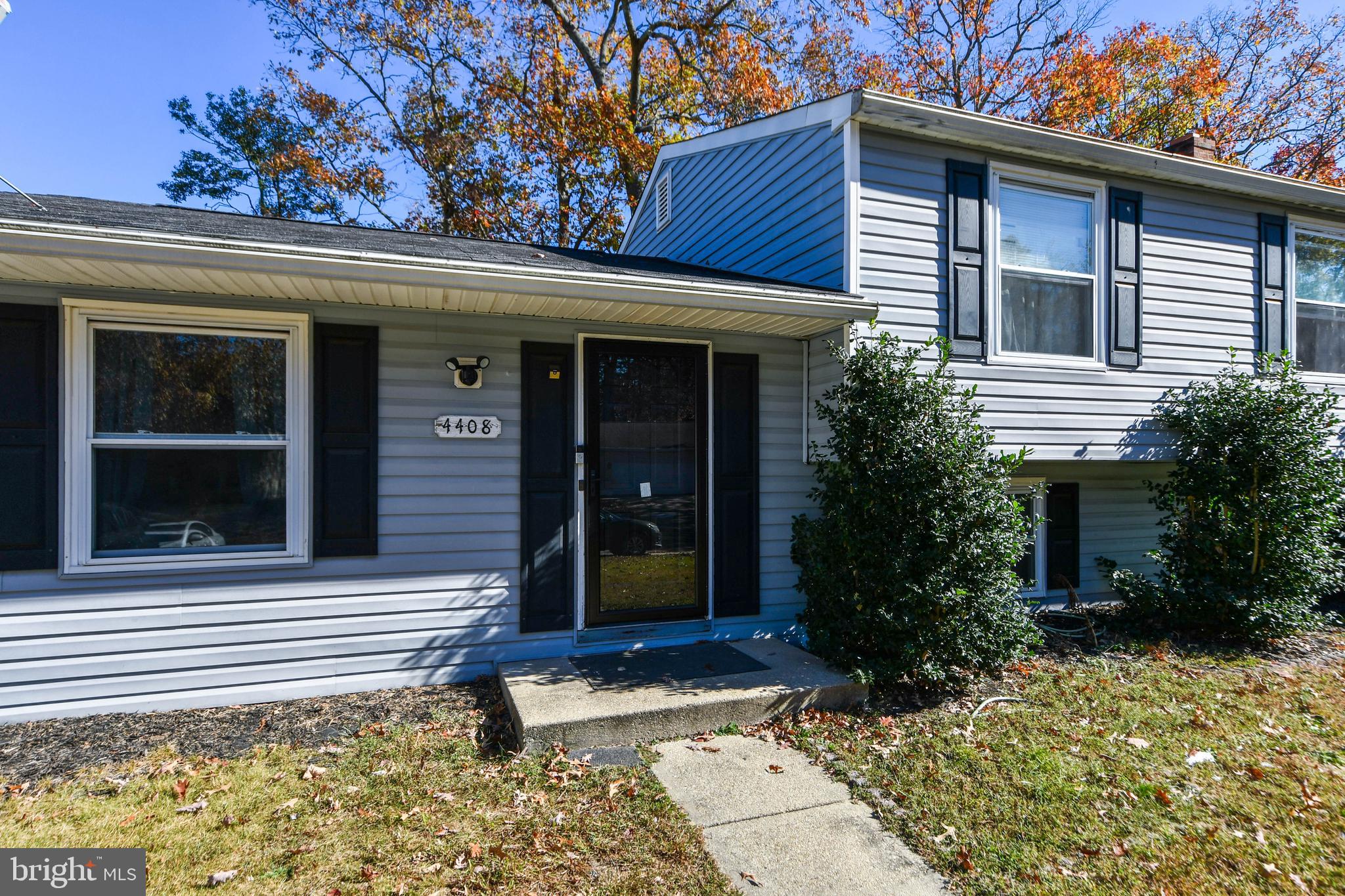 ST CHARLES BANNISTER - Residential Lease