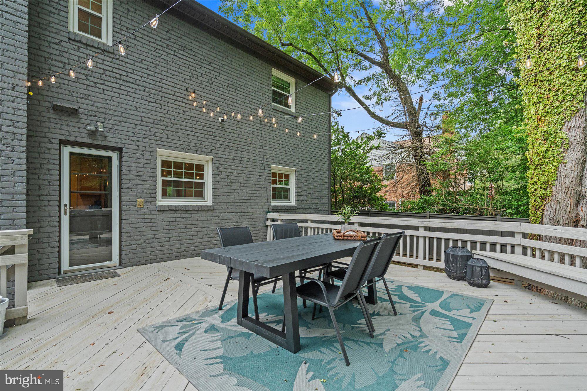 FERNWOOD - Residential