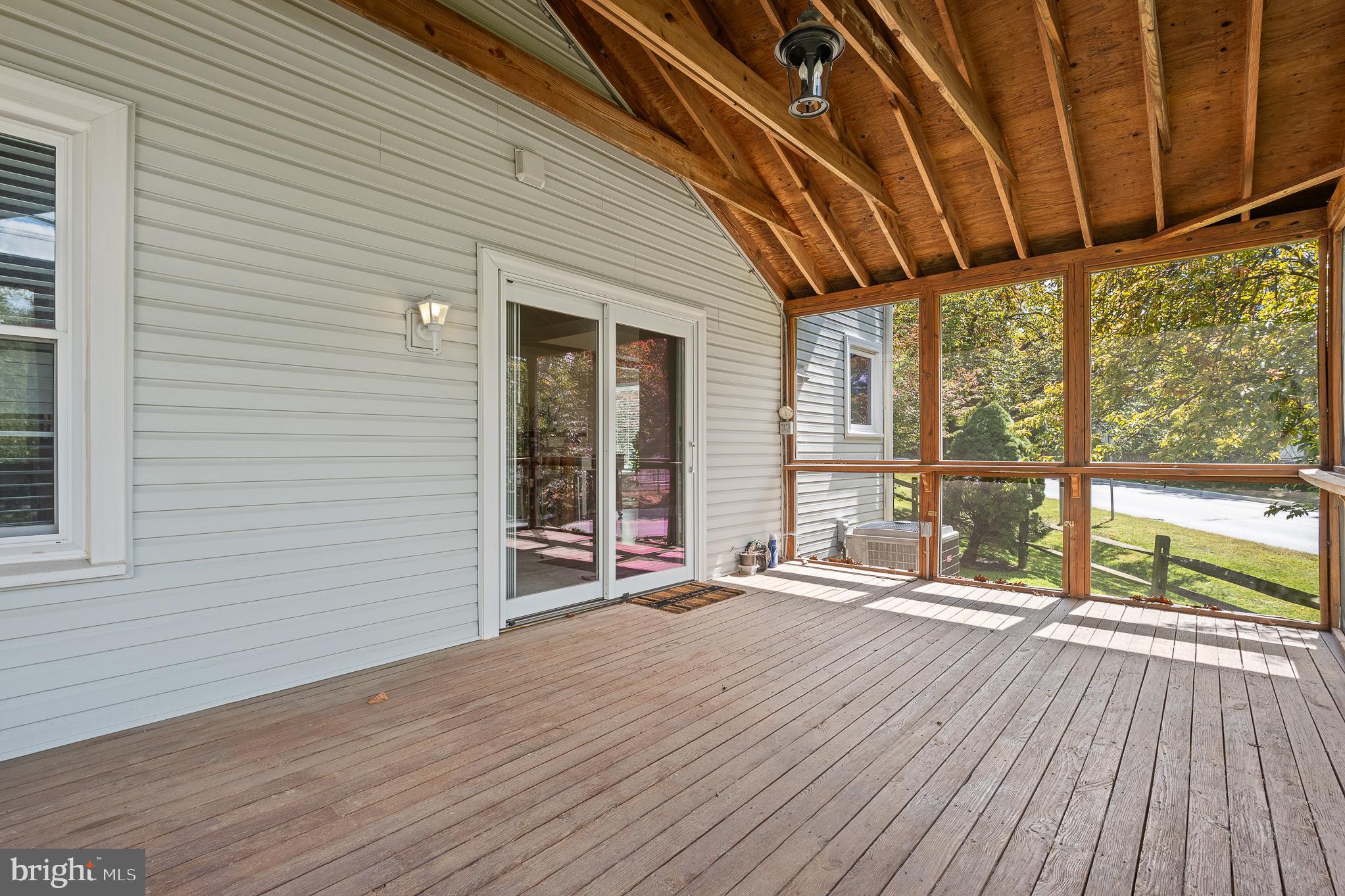 CHURCHILL TOWN SECTOR - Residential