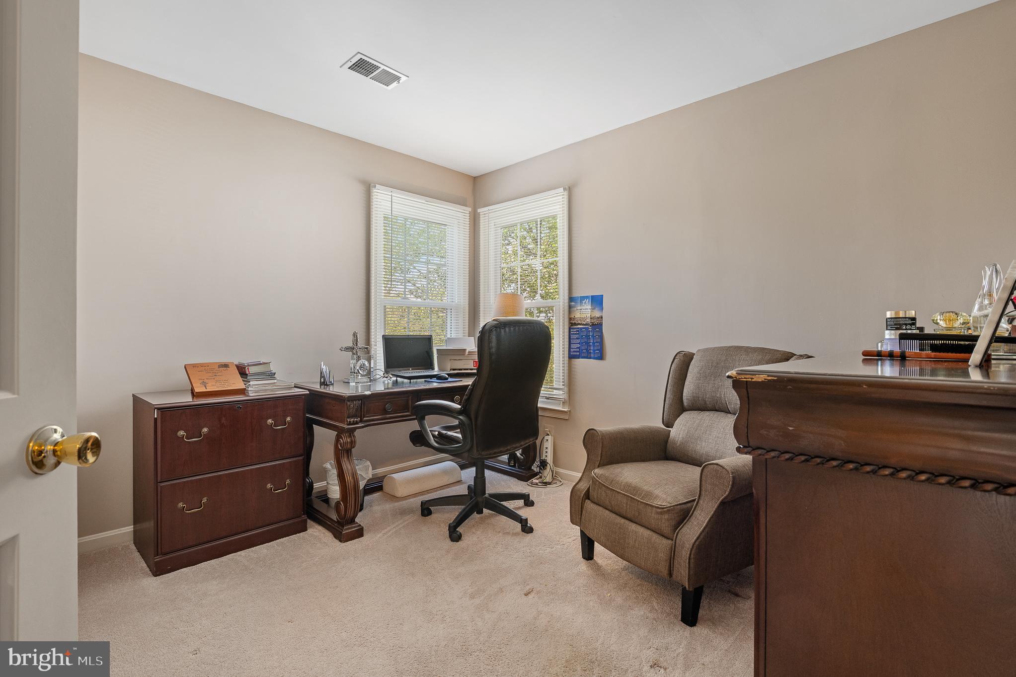 CHURCHILL TOWN SECTOR - Residential