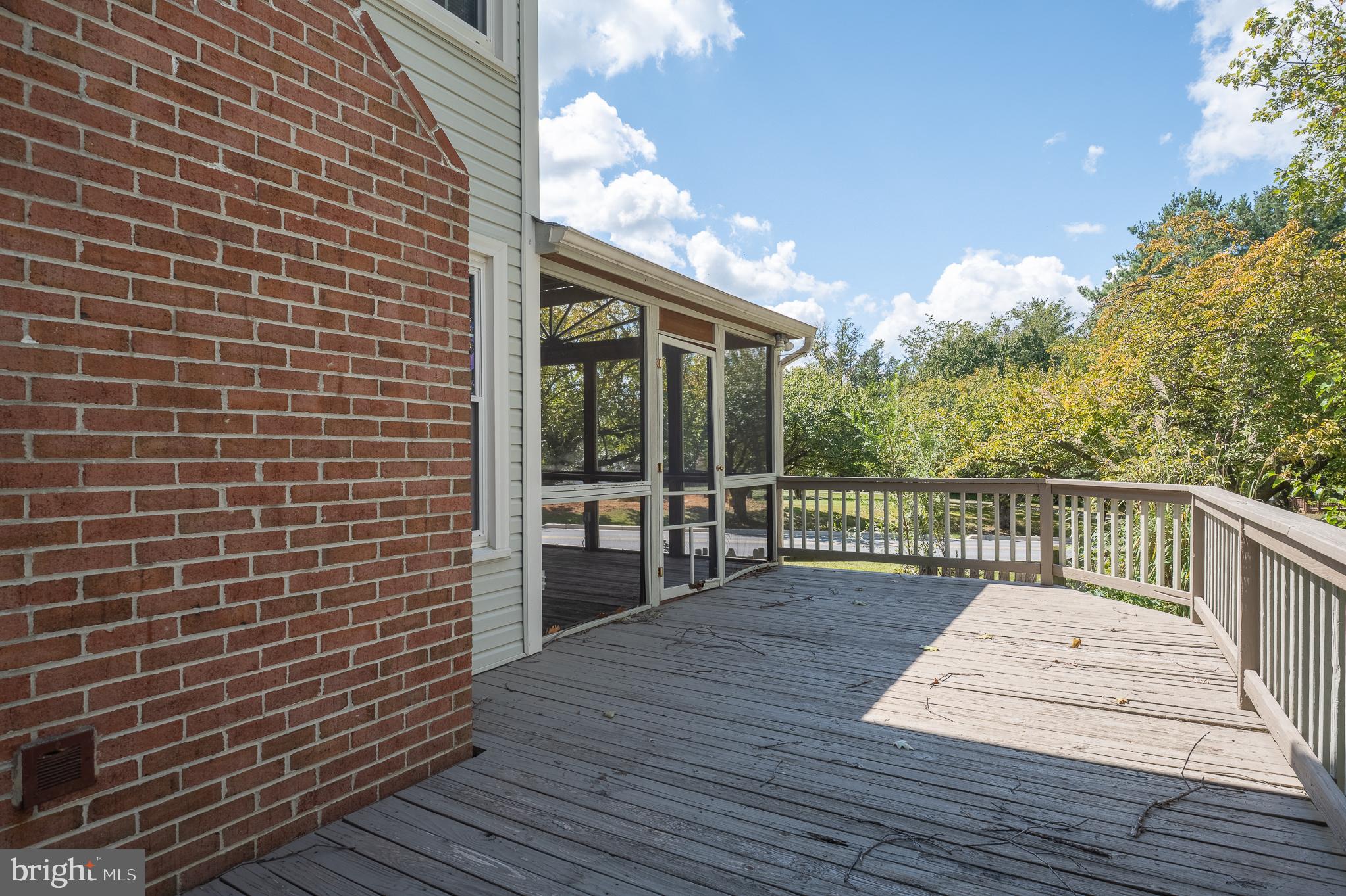 22 BURNT WOODS COURT